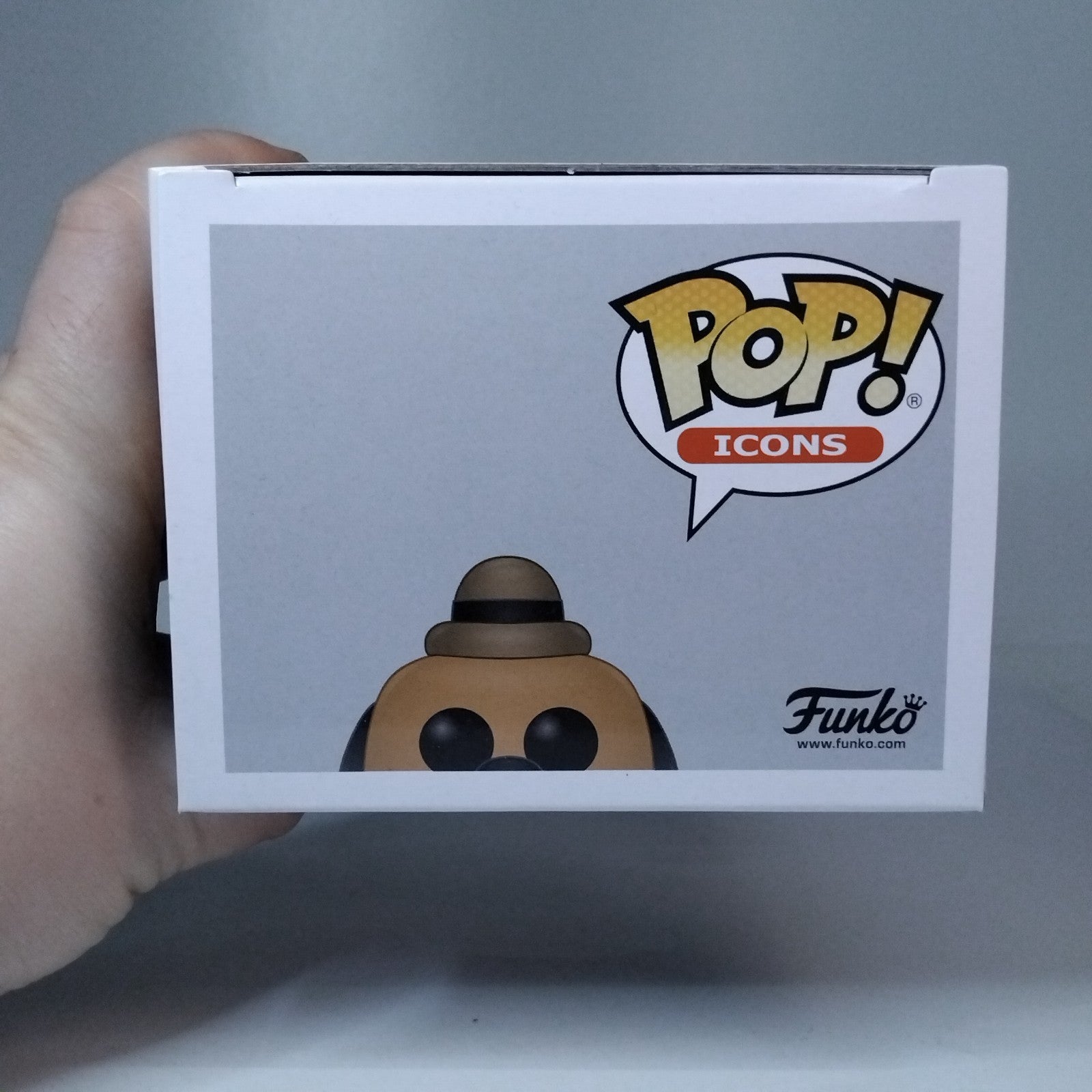 f7aa9dcf-d4cd-44f1-81c8-98f9d3f22d7b