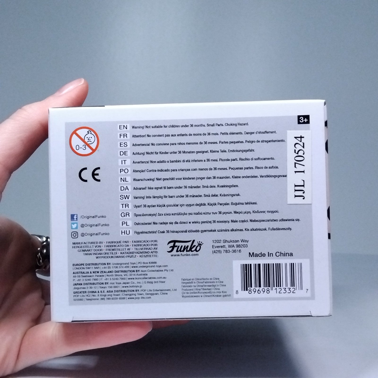 d8656ccd-7be5-4f07-a721-d1d69024db2a