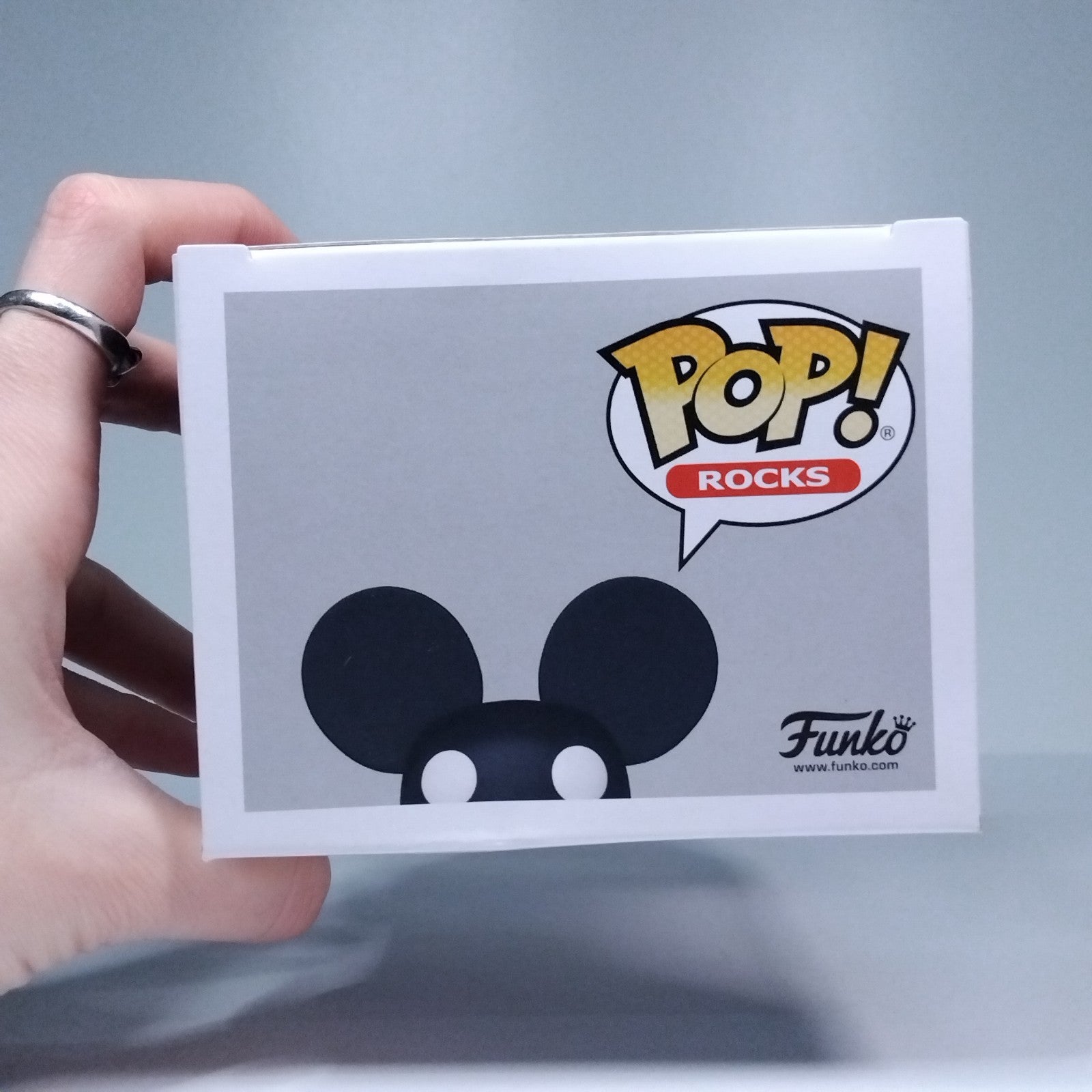 841364cd-9ae9-4637-bf8b-1adf15e55c42