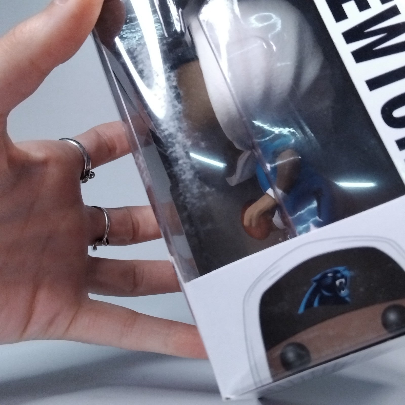 ff4009ff-c2cd-4b63-880d-c21a8d0db9d8