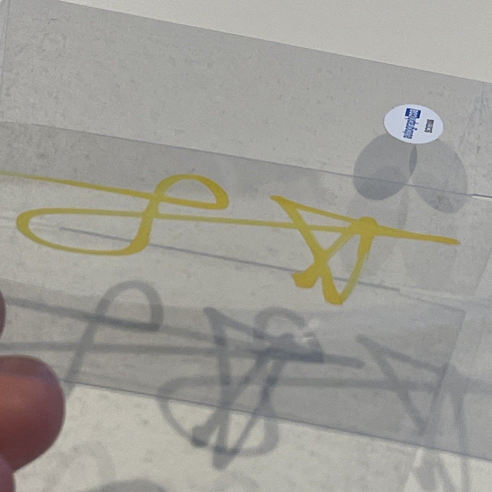 8f33aec6-cb2c-435d-9467-a120360a412d