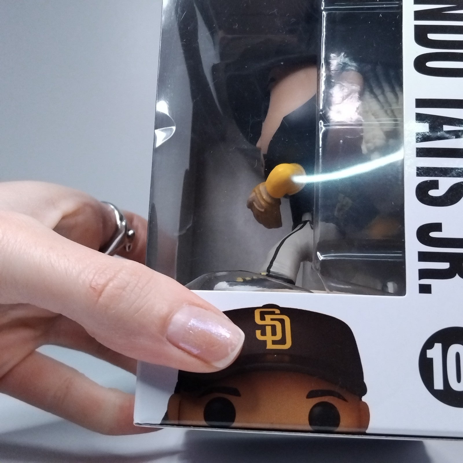 ca6f8b13-c103-47db-b5c0-a67b29e3c348