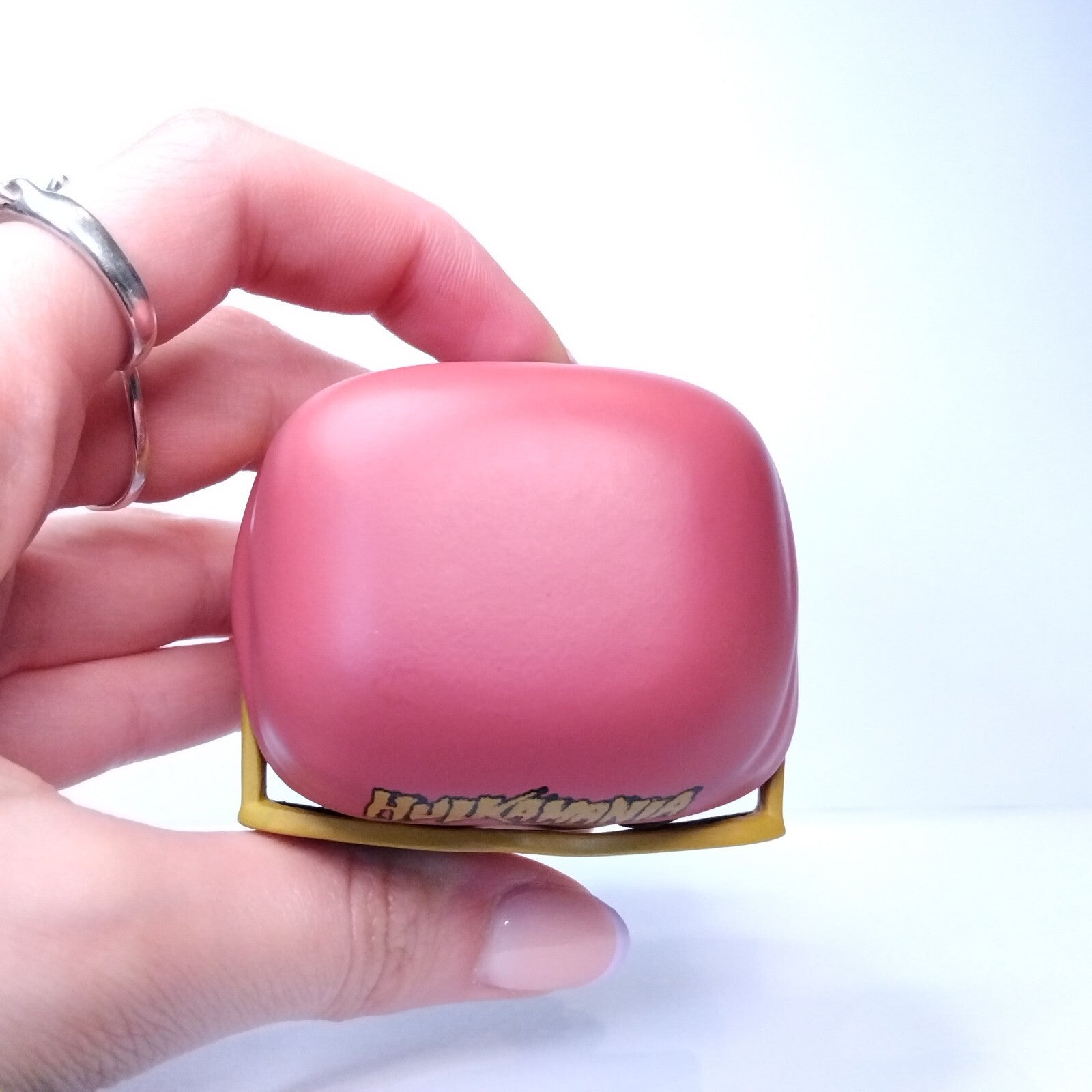 Funko Pop! WWE OOB Out of Box Hulk Hogan Hulk Rules Yellow Shirt #11