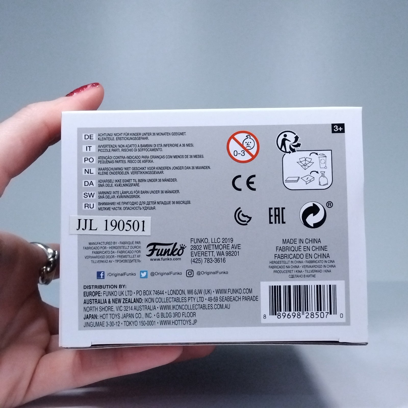 8fd33891-841e-46e0-b526-2792e074a3c4