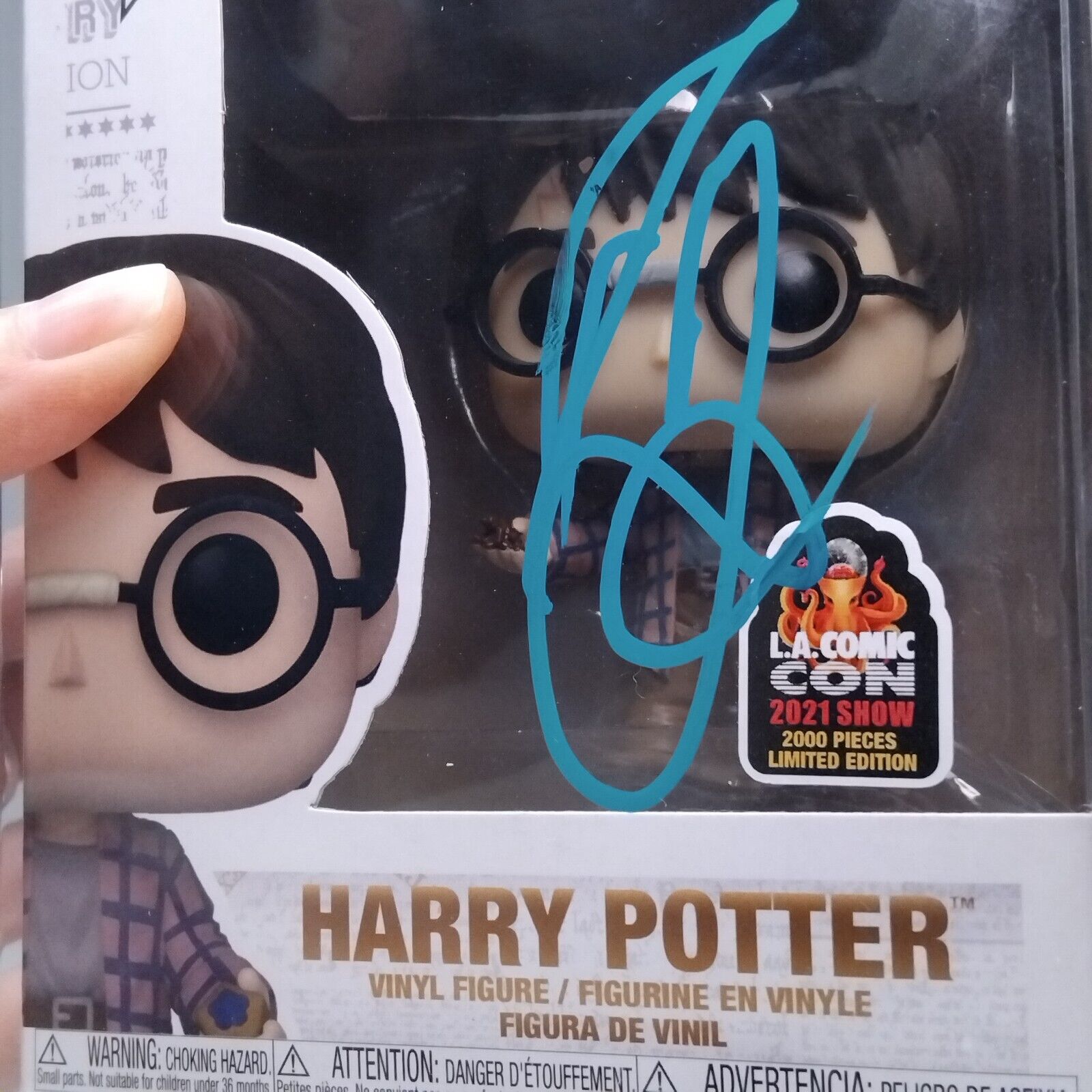 Funko Pop! Harry Potter LA Comic Con Signed Daniel Radcliffe COA PSA 8.5 #137
