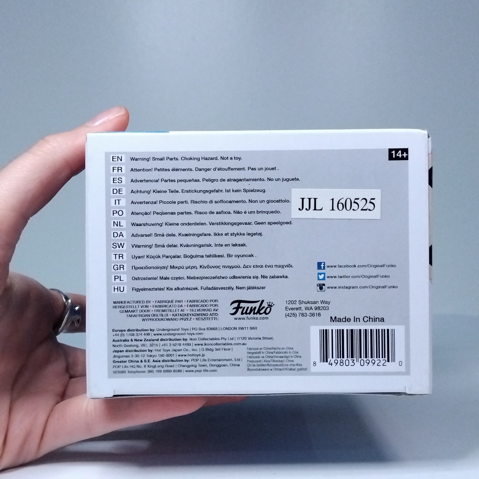 806abe7f-2a03-4195-a79e-9aad47f95544