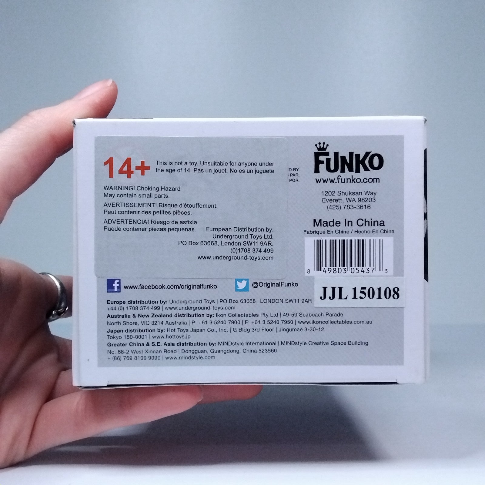 12a1f572-84c3-40bc-bff0-83631afbe037