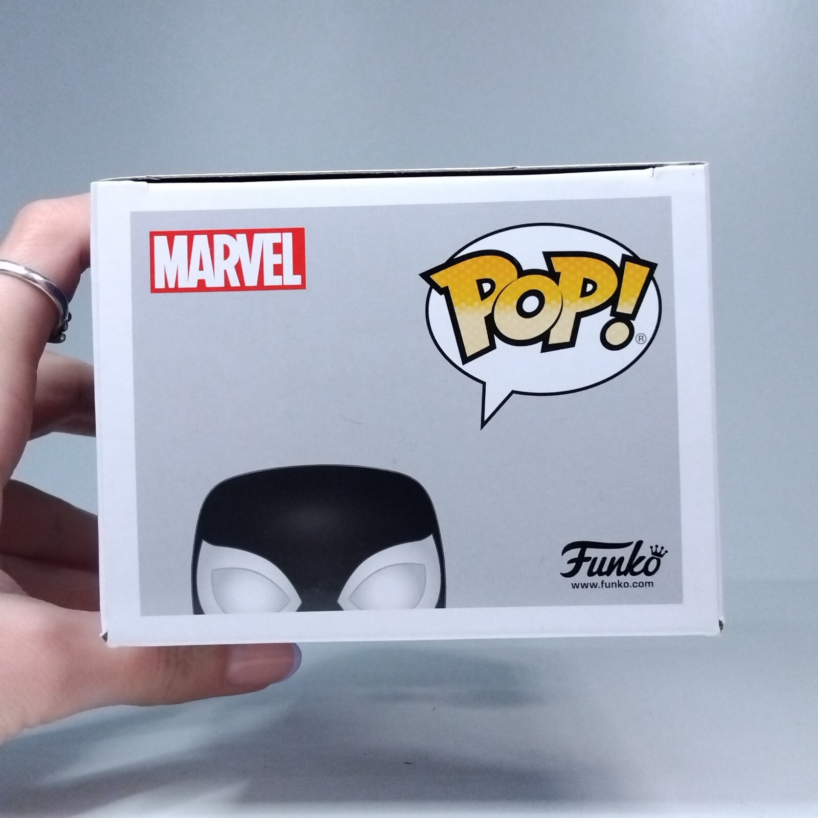 Funko Pop! Marvel Spider-man Symbiote Suit Glows Exclusive #725