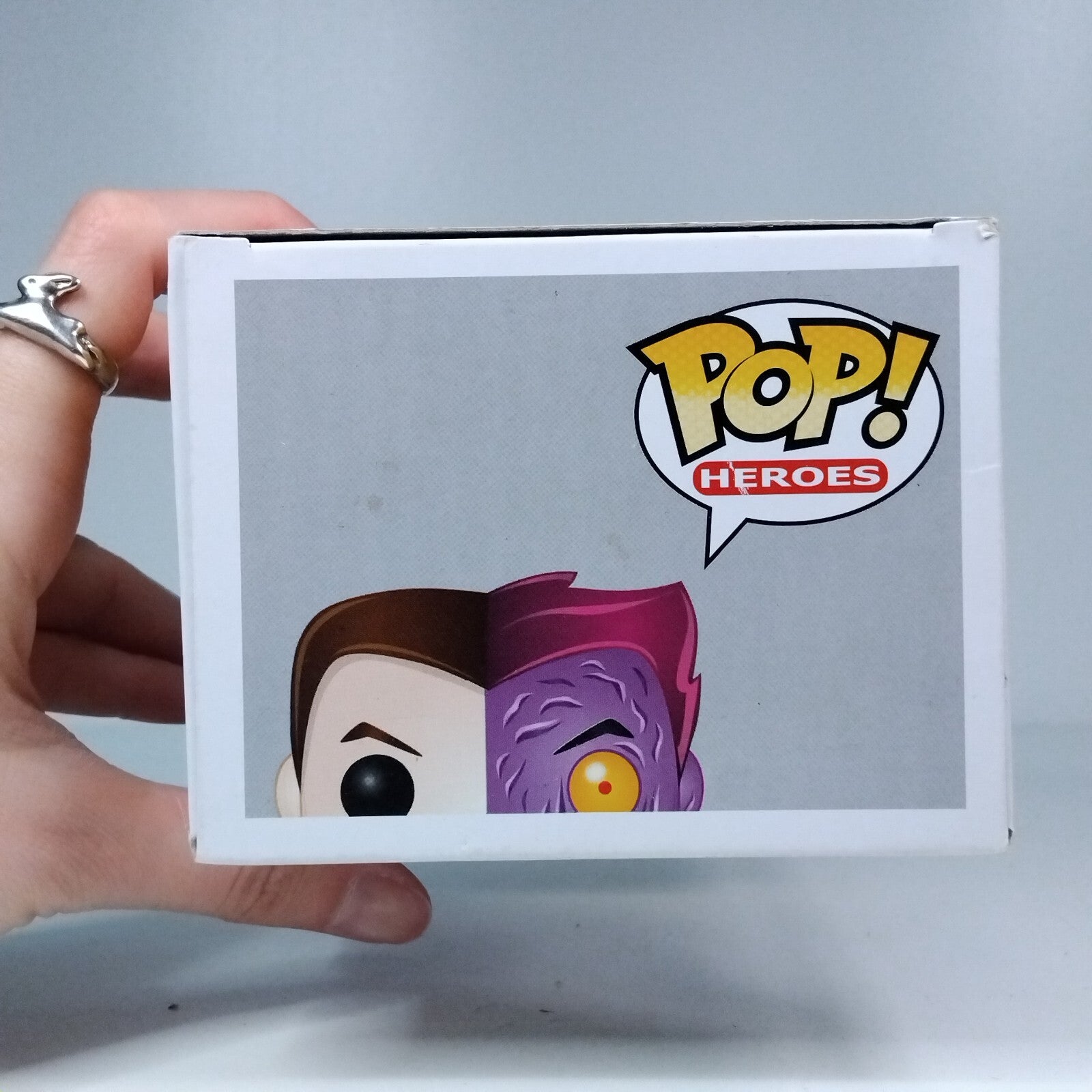 Funko Pop! DC Heroes Universe Batman Two-Face #13 BOX DAMAGE