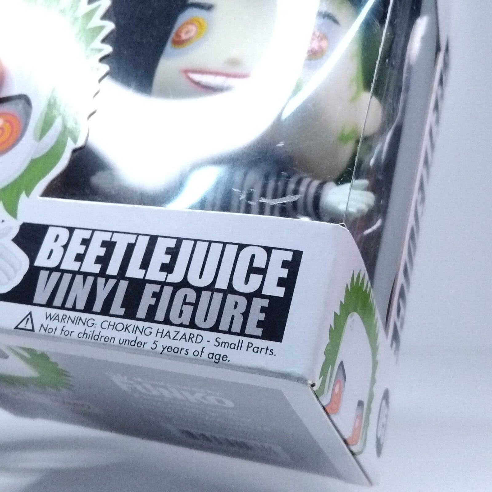 Funko Pop! Movies Horror Beetlejuice Glow Chase #05 MISSING STICKER