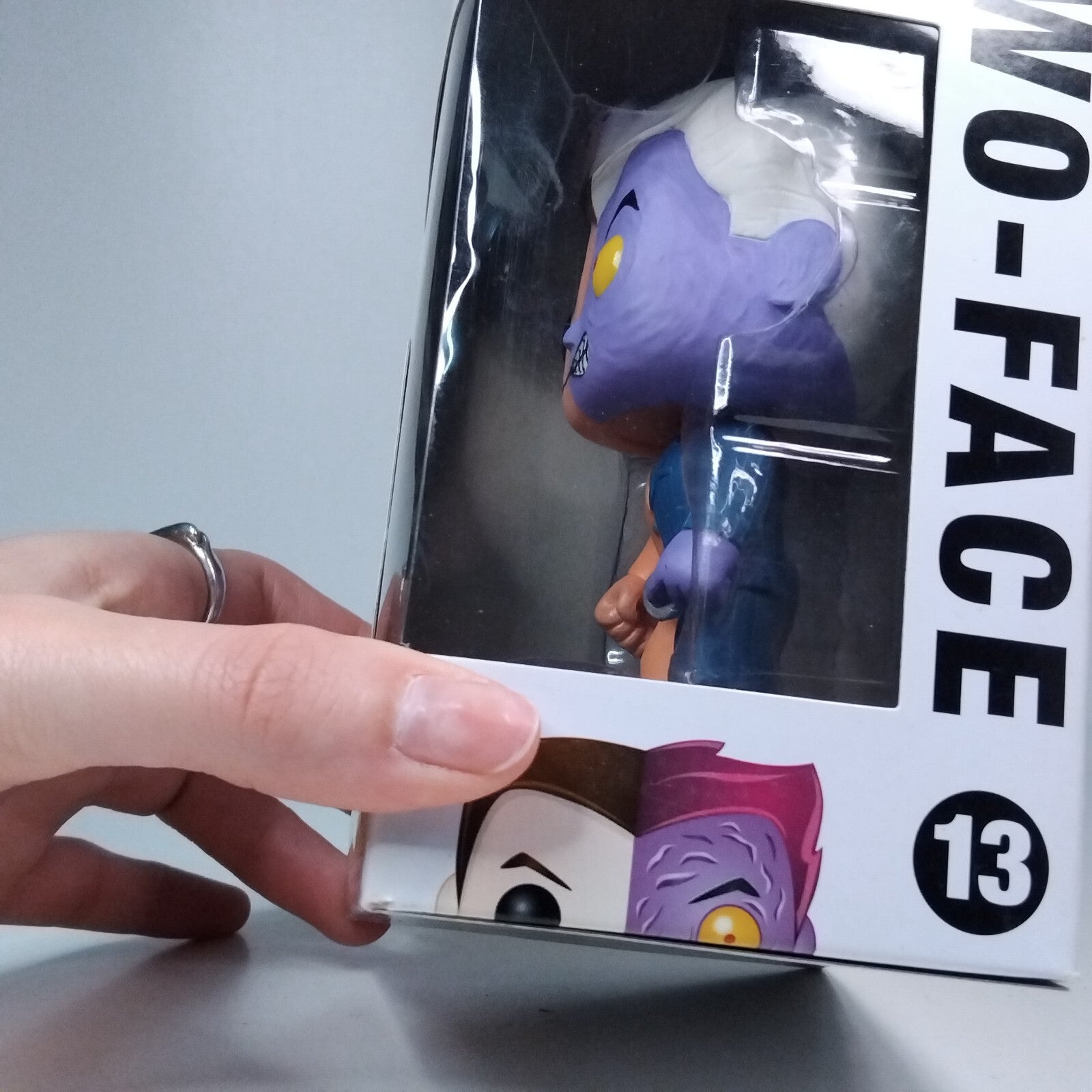 Funko Pop! DC Heroes Universe Batman Two-Face #13 BOX DAMAGE