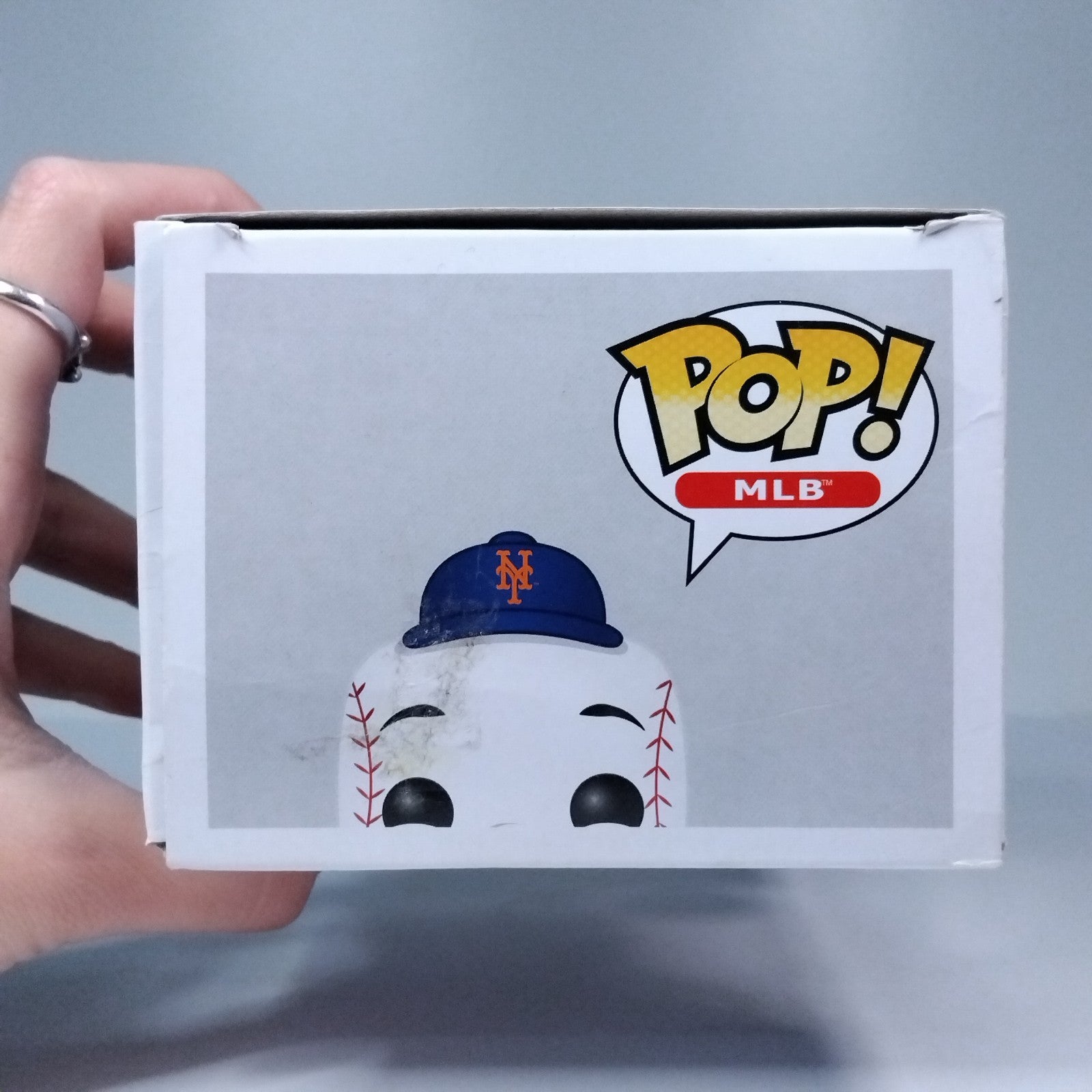 a90e5b48-da6b-49a5-9d1a-773ee299ea77