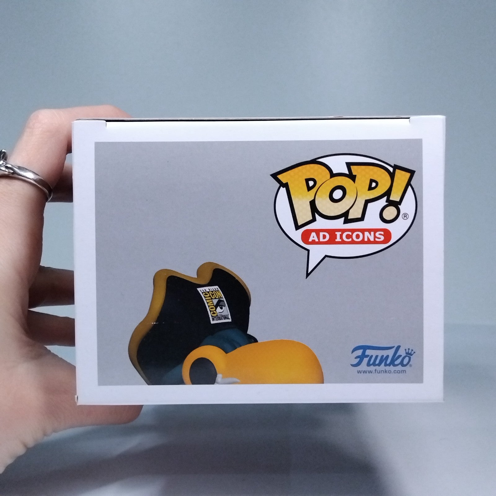 3ebbb4cb-f4e4-47f4-81d7-7431a5cb63ae