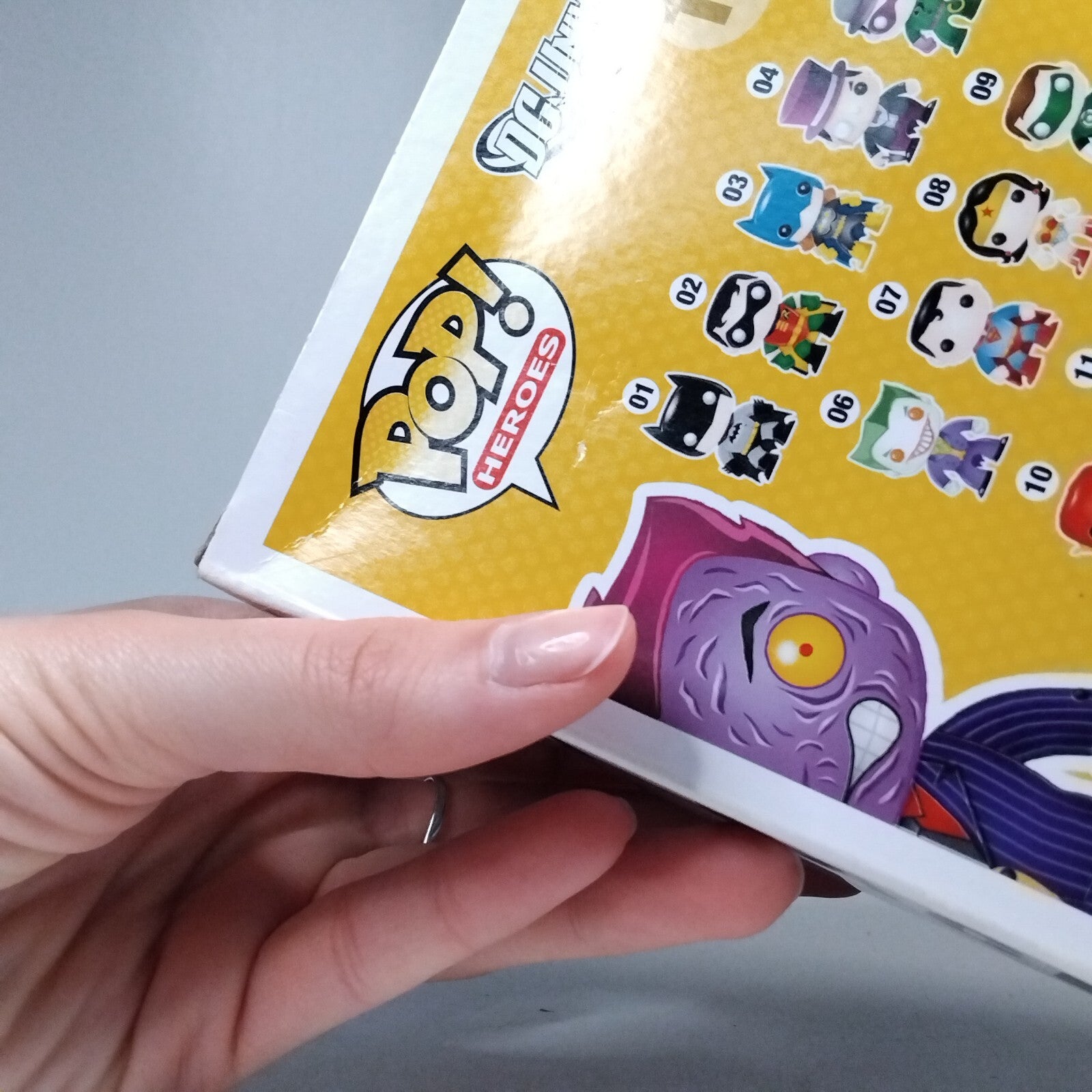 Funko Pop! DC Heroes Universe Batman Two-Face #13 BOX DAMAGE