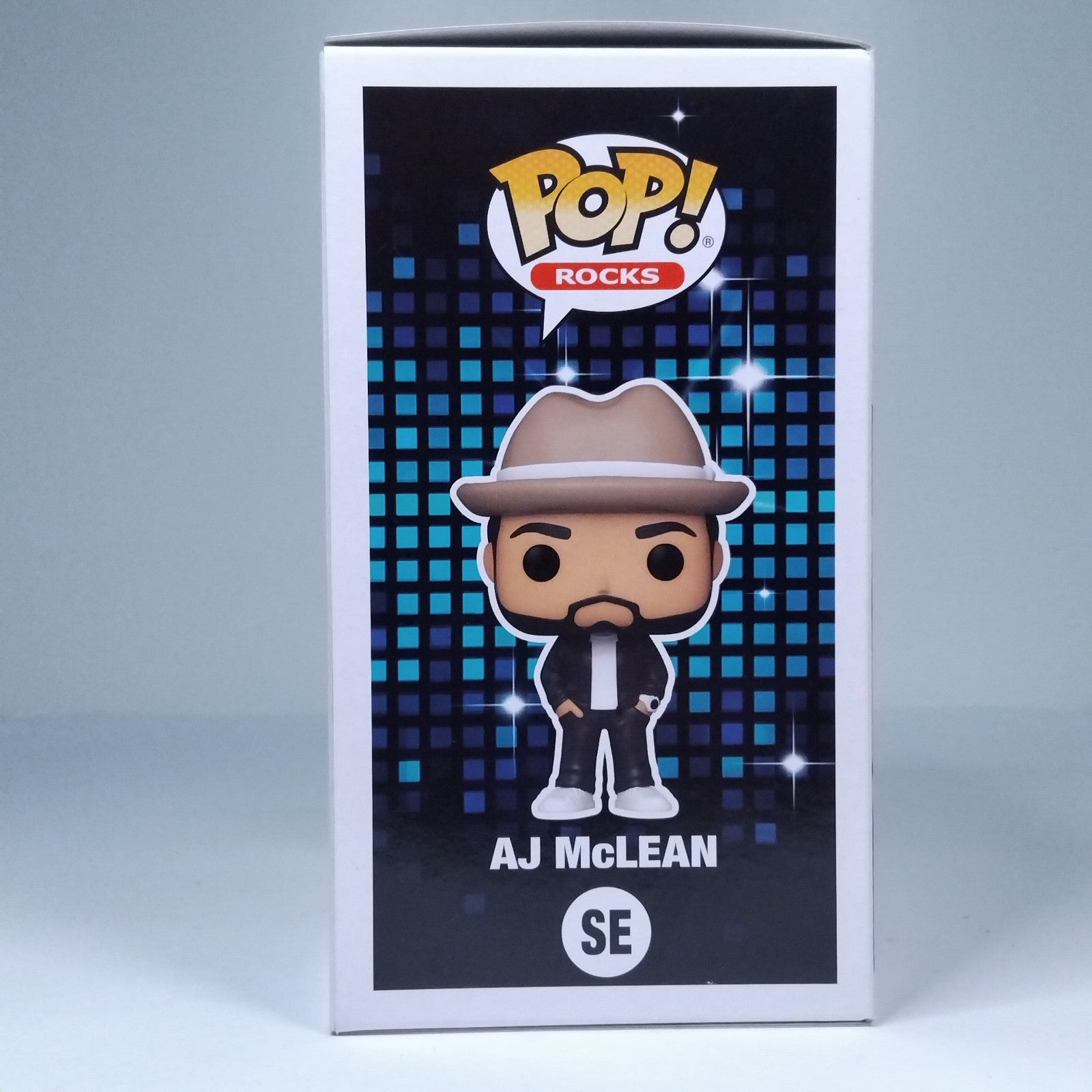 e90cce7c-f298-4e48-aeef-97fb13f1b959