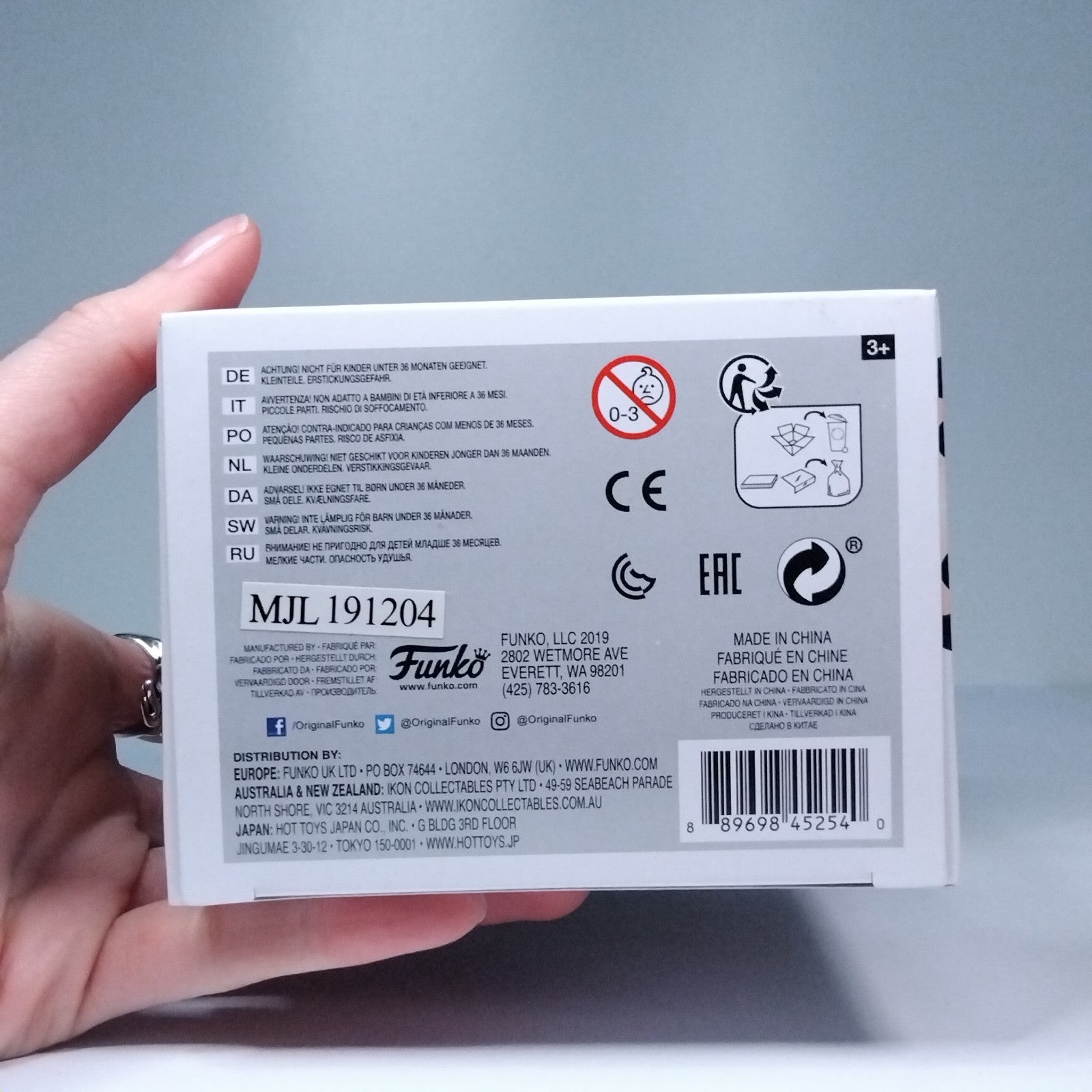 6fe3e37c-2bd0-4d03-ae32-e6c146d1b7de