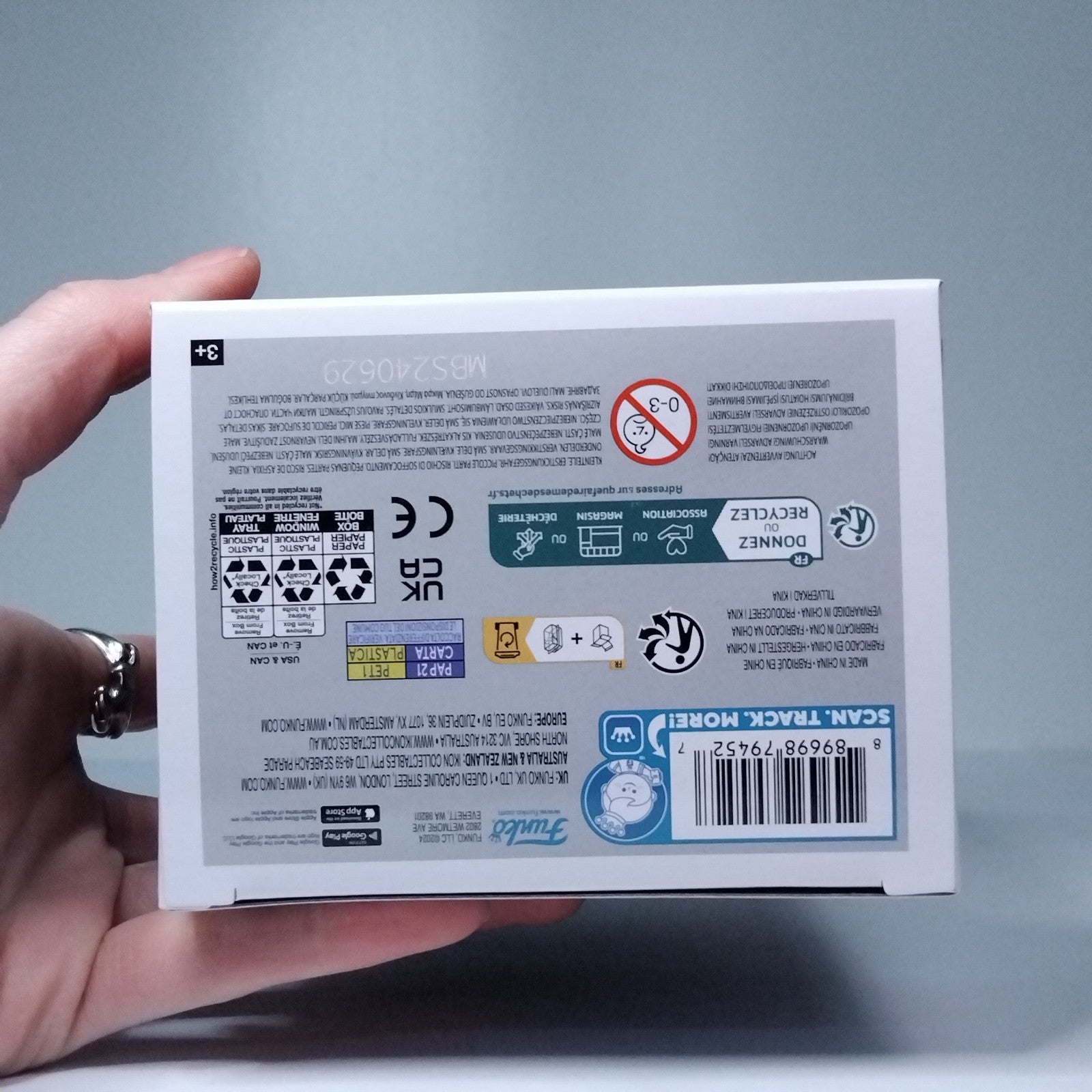 c9255c40-8df2-44ae-8e25-1a3576621015