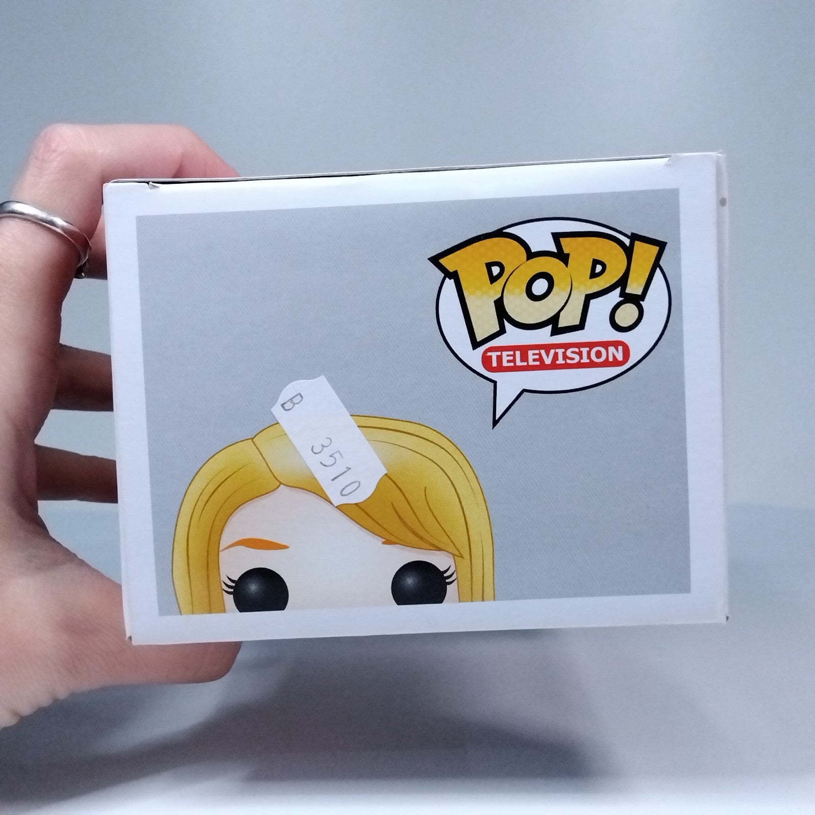 b441b075-4a01-40a6-810c-de29d85afe3b