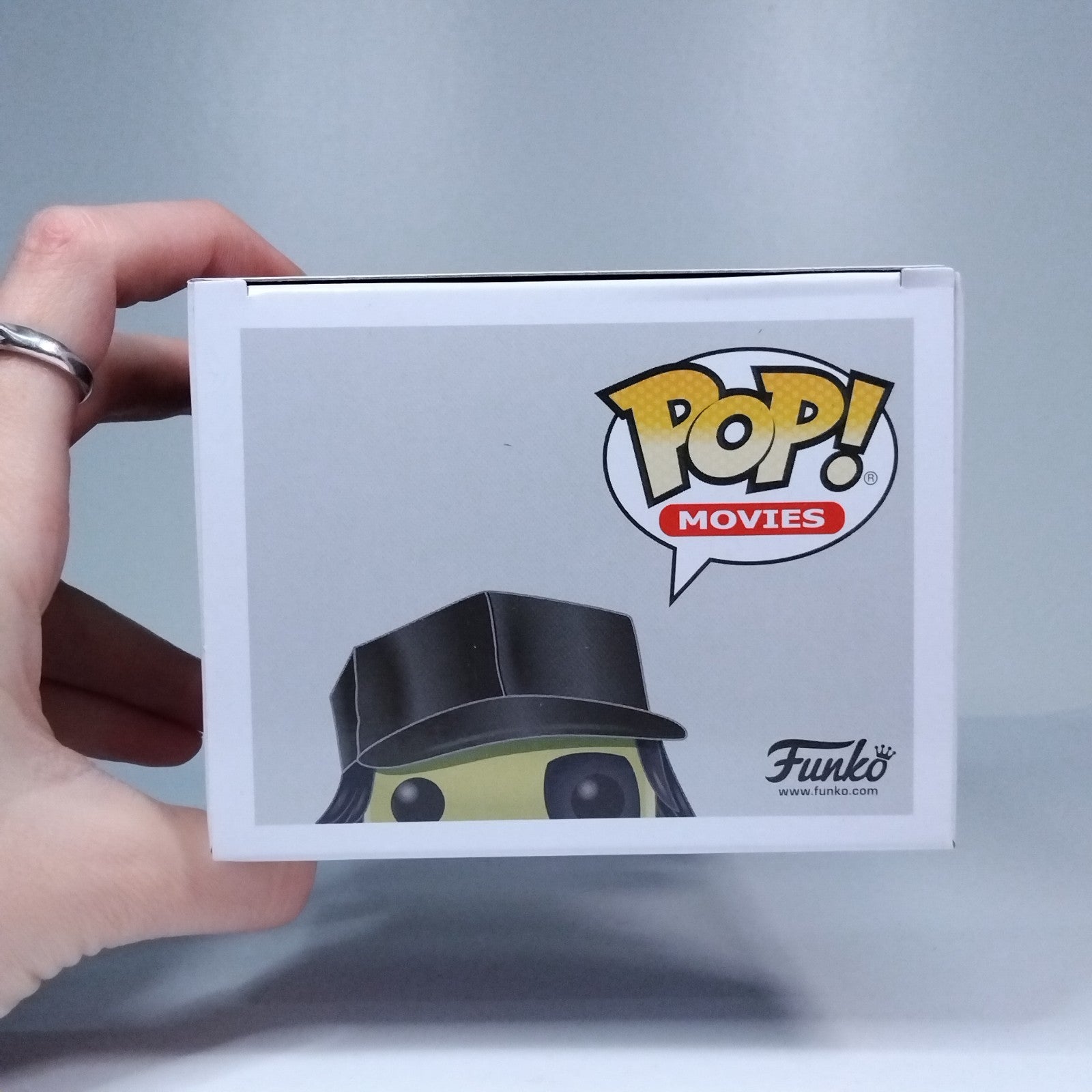 e166ad7b-9adf-4e99-9345-abd041336b7b