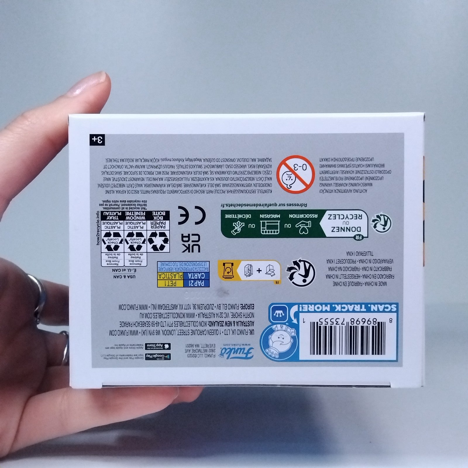 737e1fb7-6f6c-43e7-8483-fbc0a6d1ee90