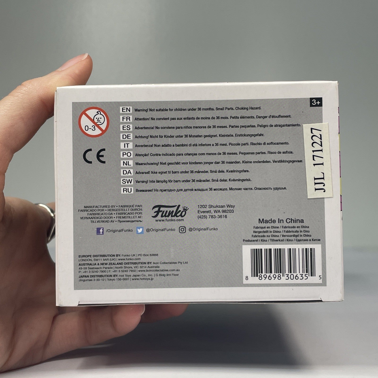 e40be27d-f611-4c03-8726-00ffb5e63639