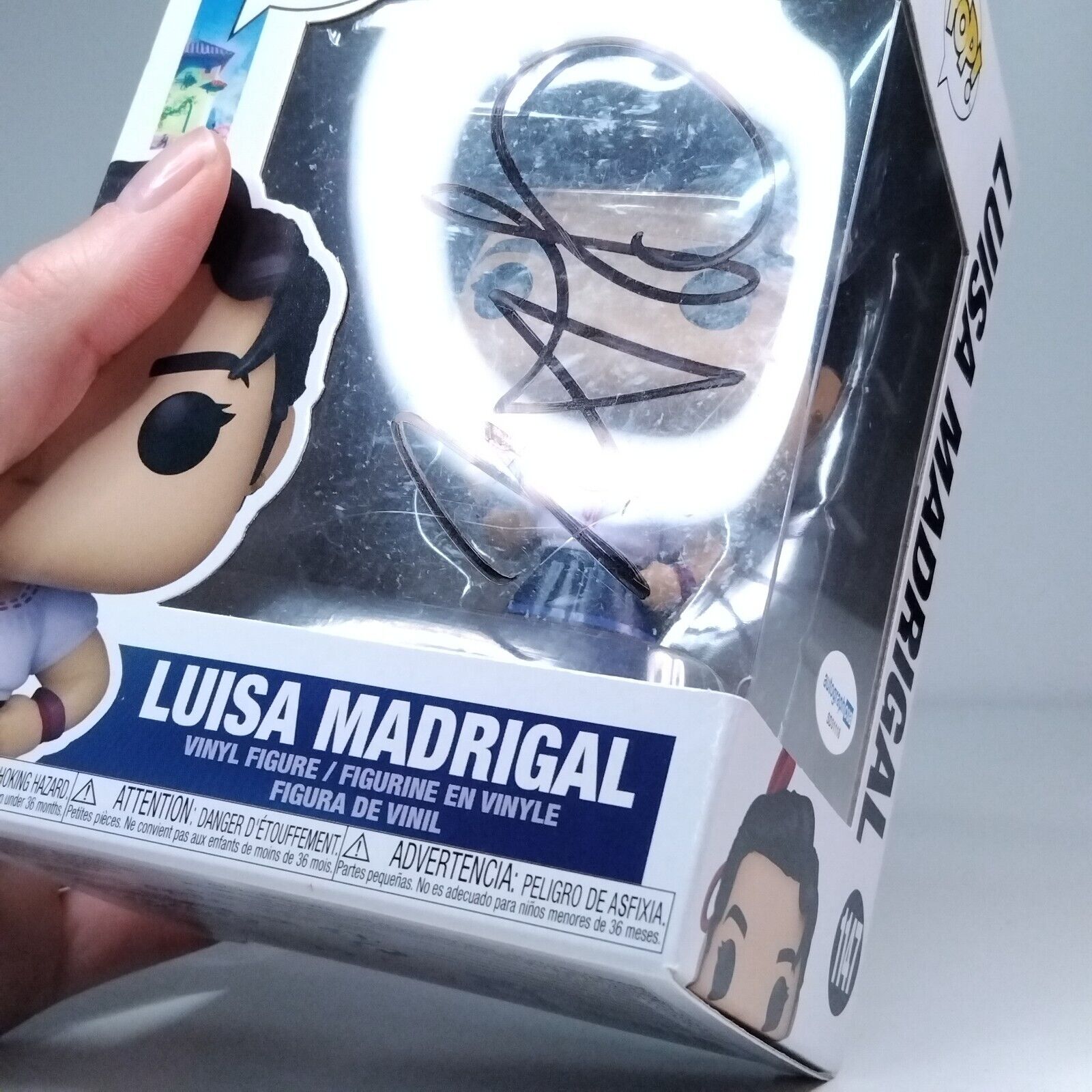 Funko Pop! Disney Encanto Luisa Madrigal Signed Jessica Darrow COA #1147 WS