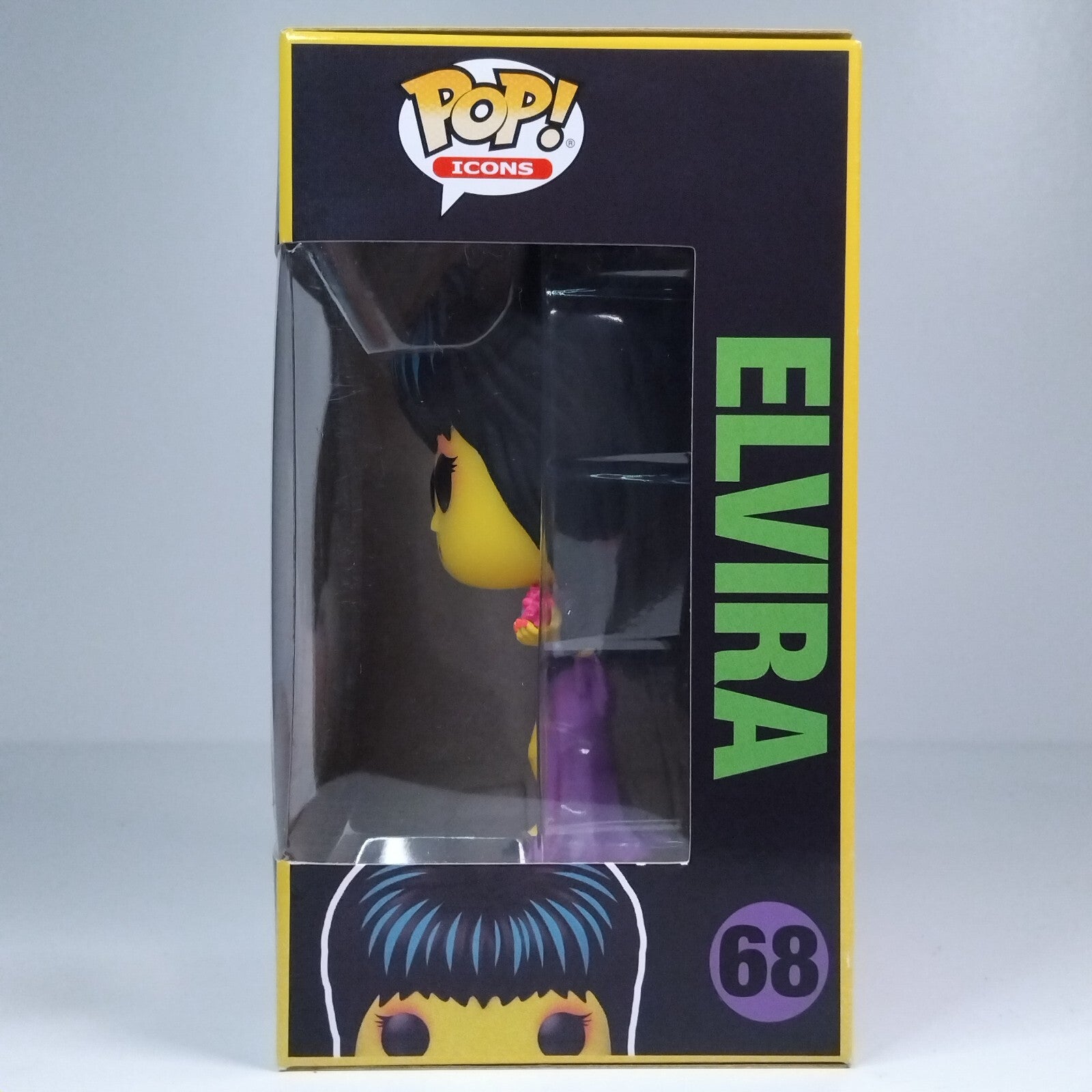 Funko Pop! Icons Blacklight Elvira Special Edition #68