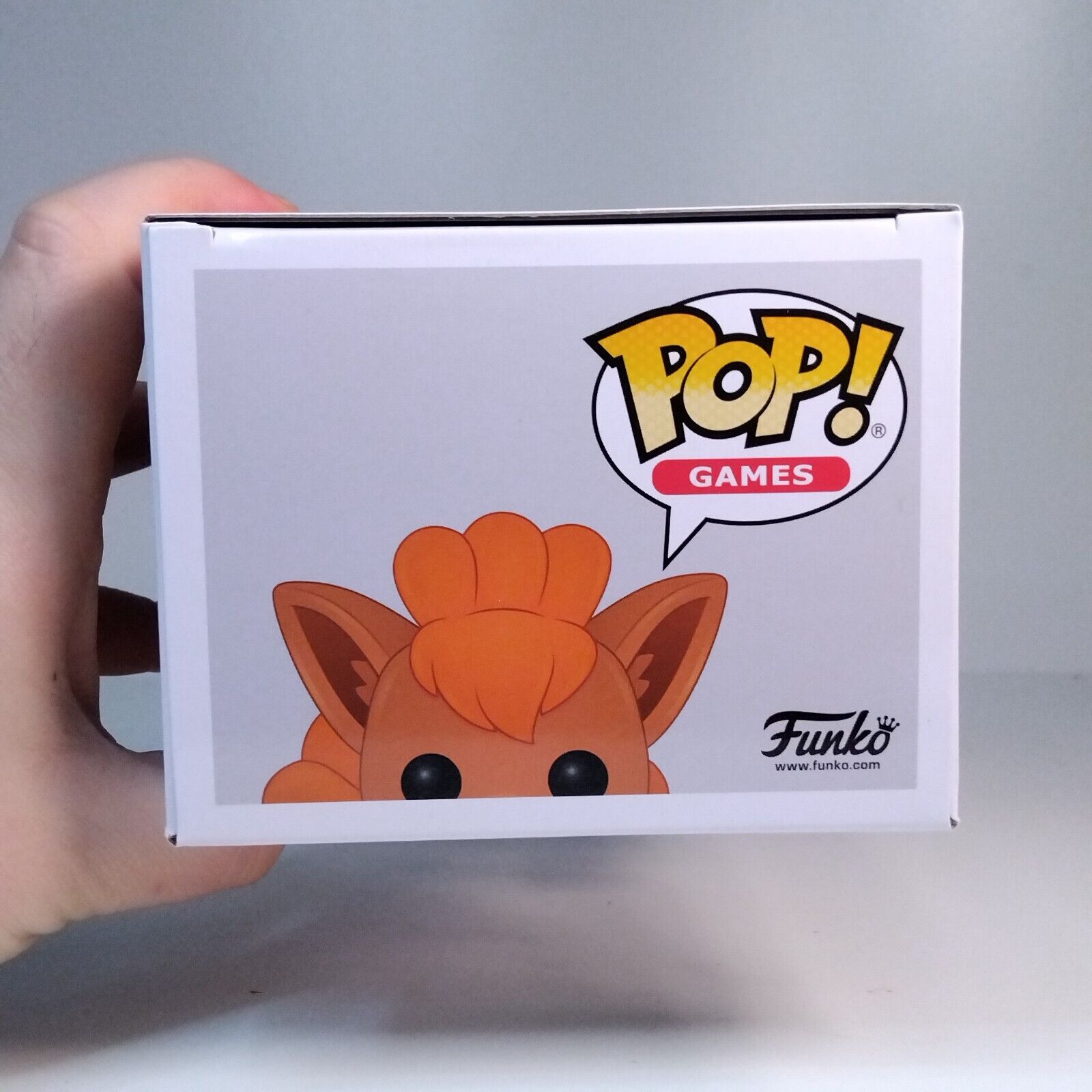 Funko Pop! Games Pokemon Vulpix Flocked Limited Edition #580