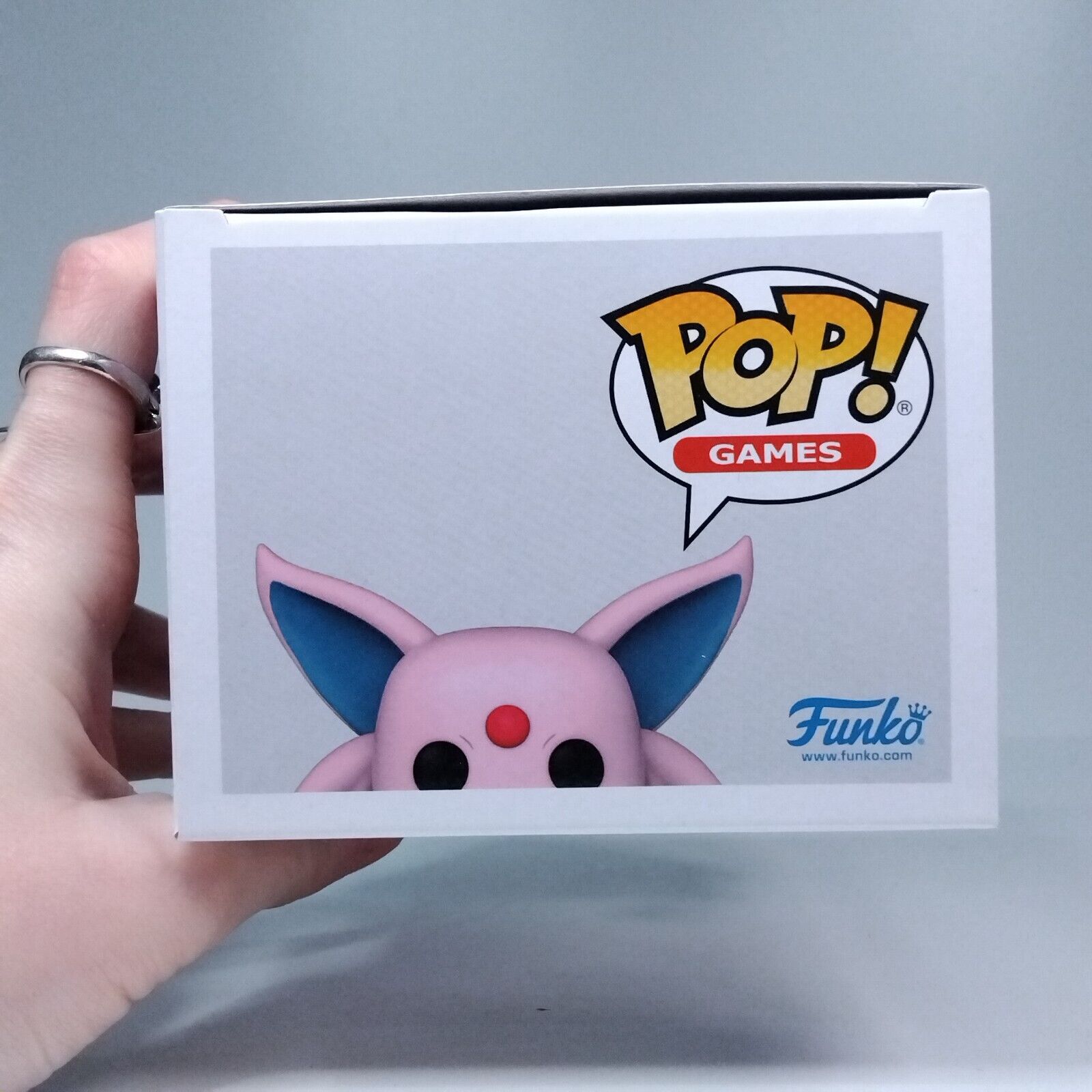 Funko Pop! Games Pokemon Espeon Flocked #884