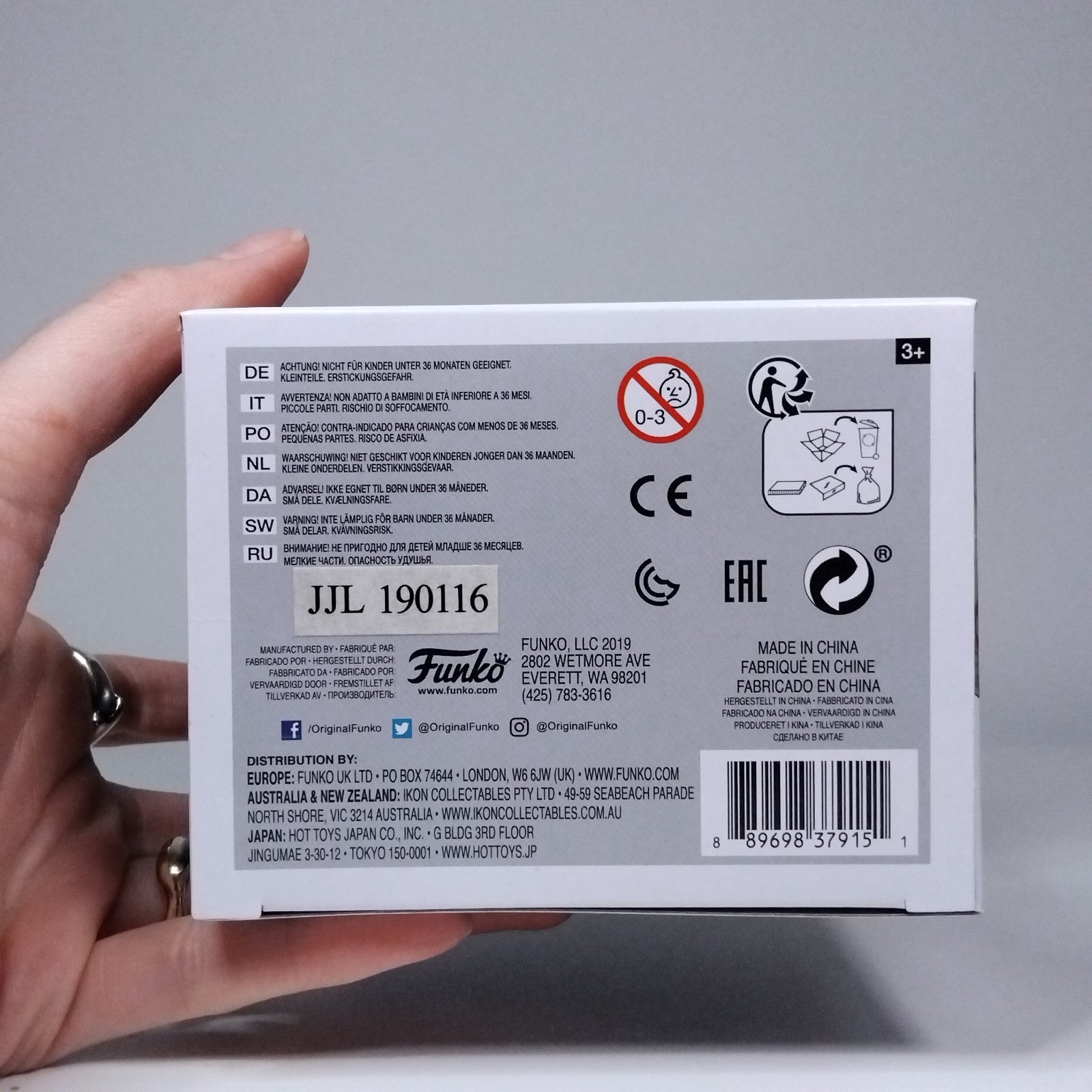 ade774ef-2bb5-4fcc-9fda-3cca9bb69213