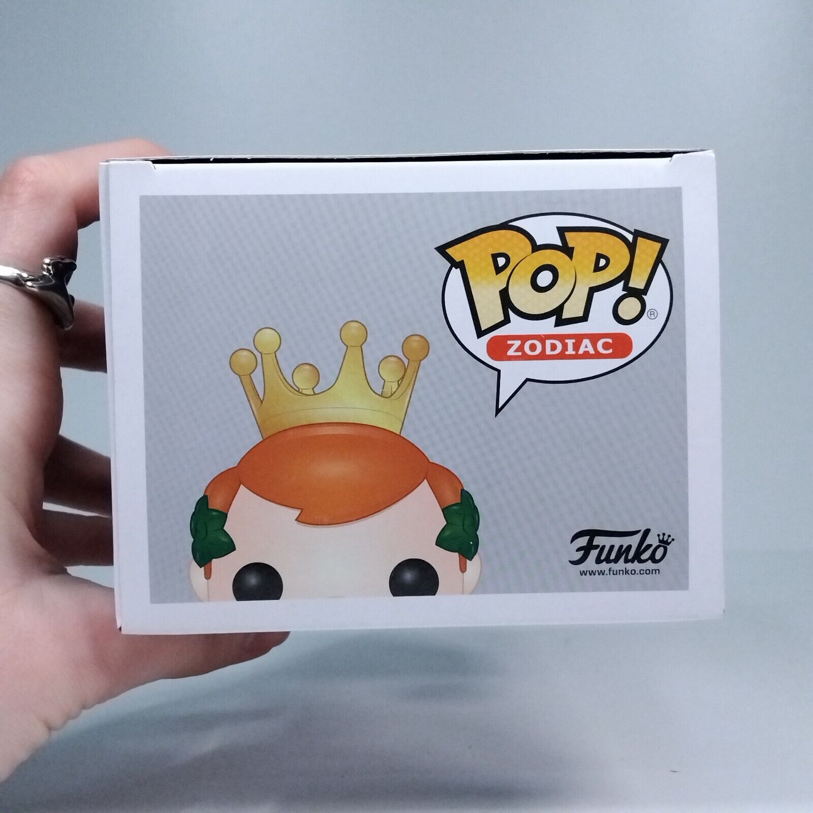 Funko Pop! Zodiac Aquarius Limited Edition #08