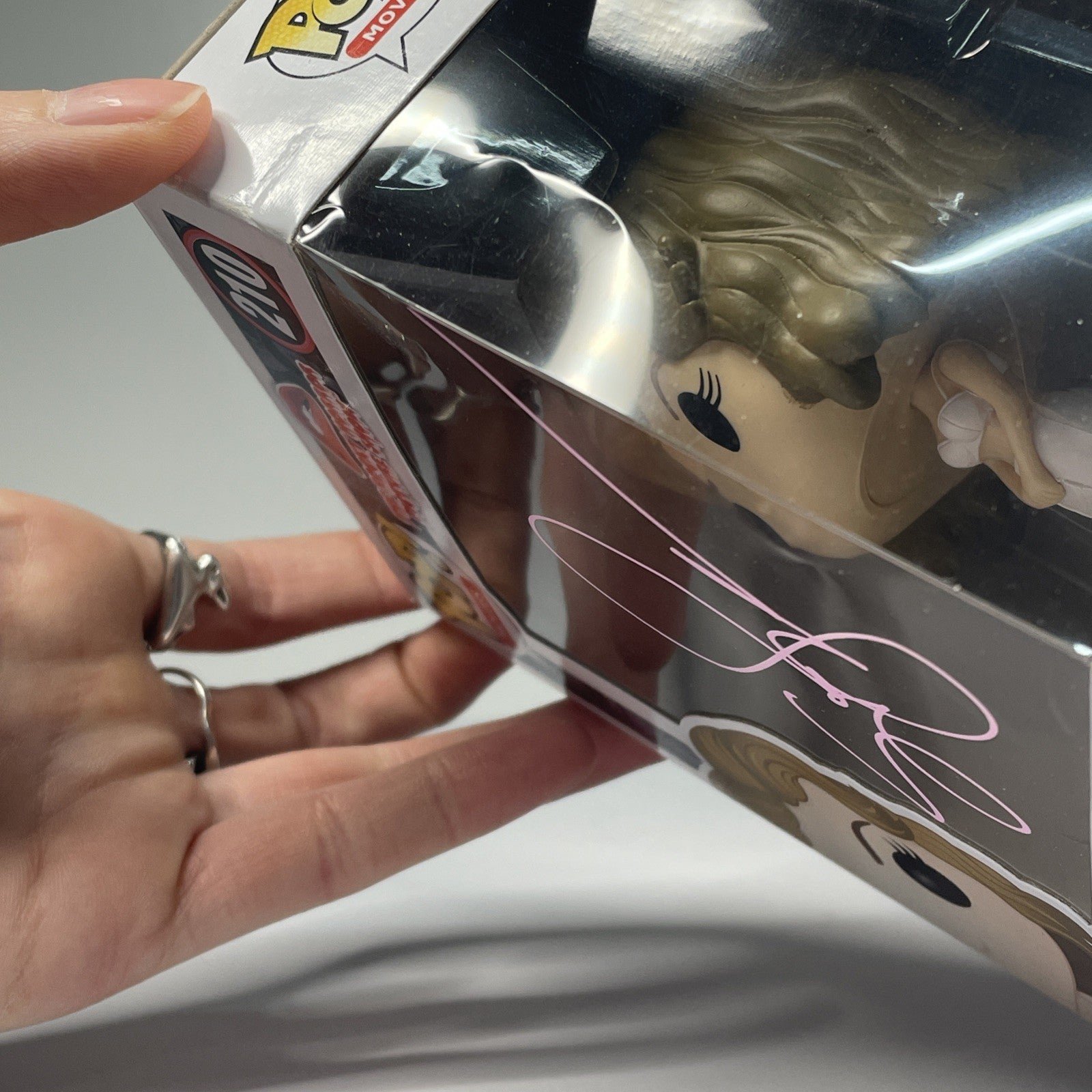 d03906a9-c19d-4696-a4a3-a91c42ca2659