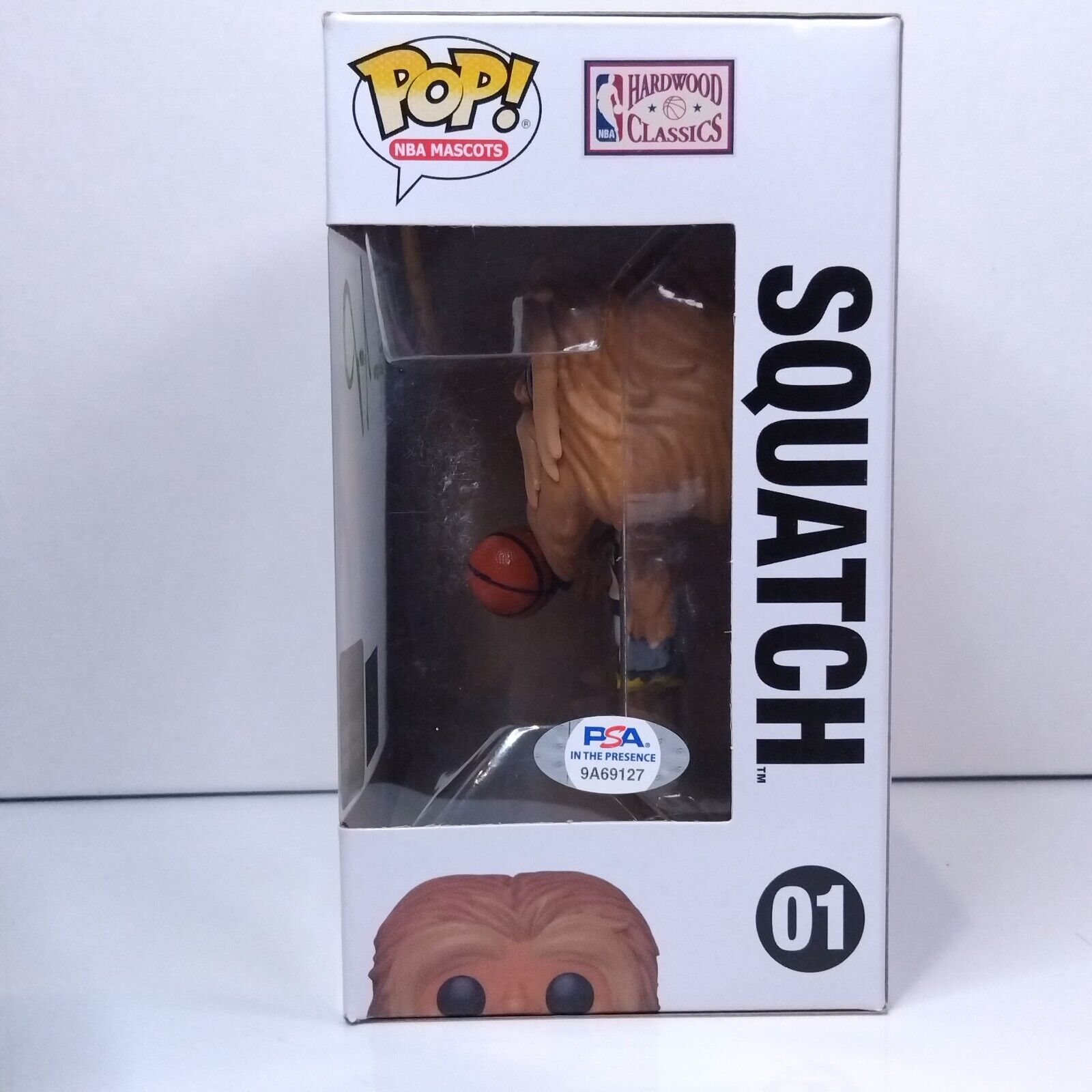 Funko Pop! Sports NBA Sonics Squatch Signed Shawn Kemp COA #01