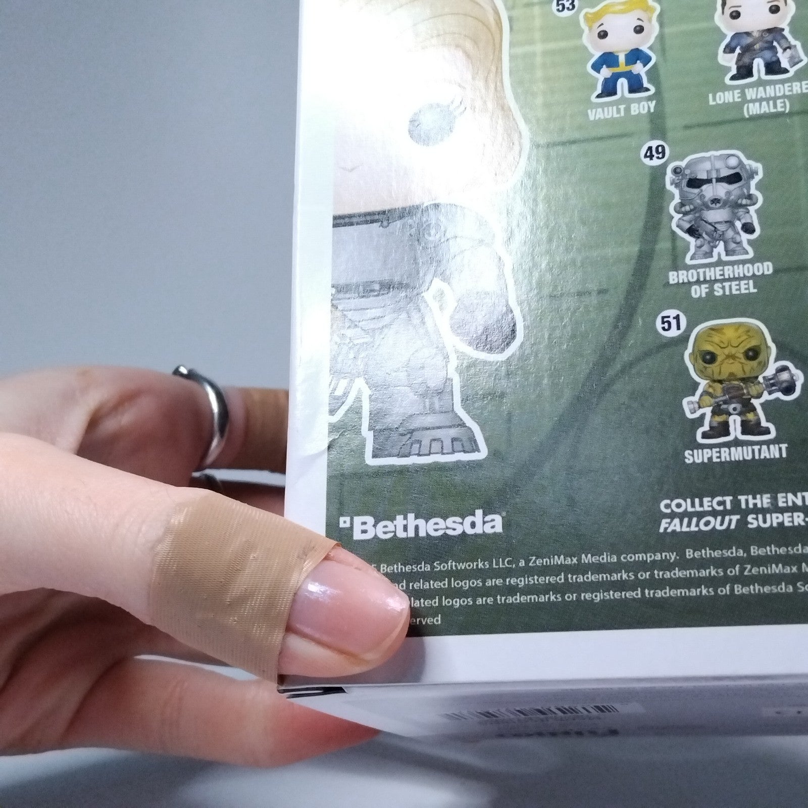 27c71992-1cb7-453a-80b3-9117cc09e739