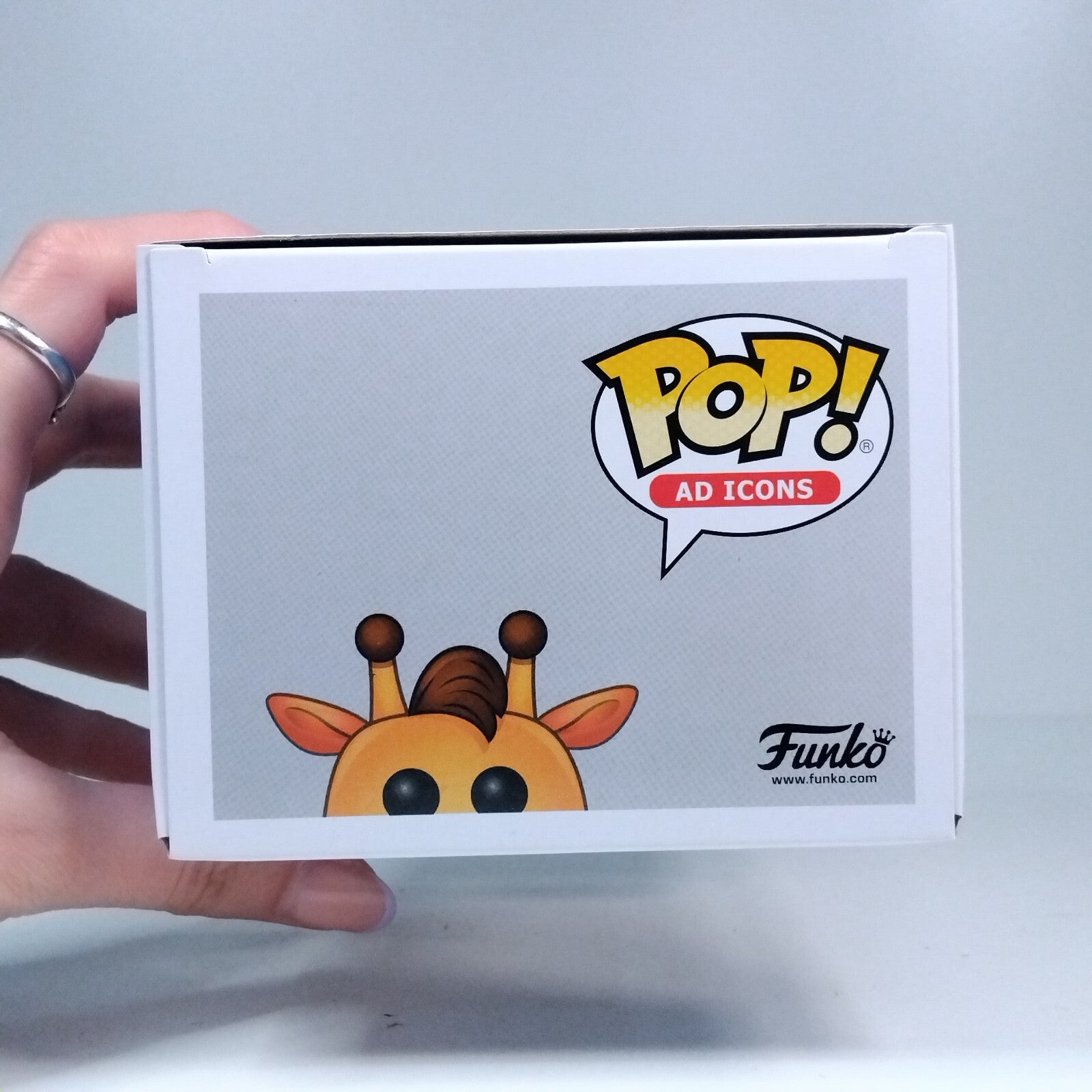 Funko Pop! Ad Icons Toys R Us Geoffrey Flocked #12