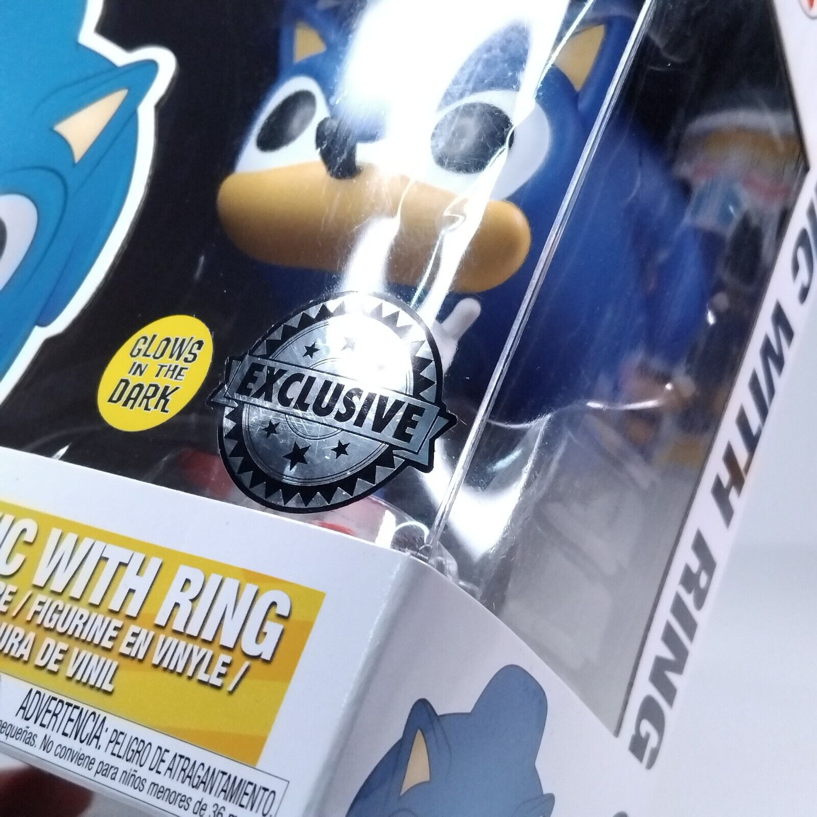 Funko Pop! Games Sonic The Hedgehog with Ring Glows in Dark Exclusive #283