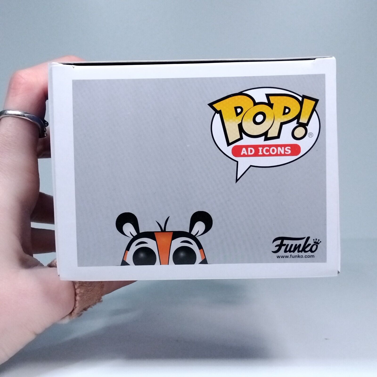 Funko Pop! Ad Icons Kellogg's Frosted Flakes Tony the Tiger Flocked 2,000 Pc #08