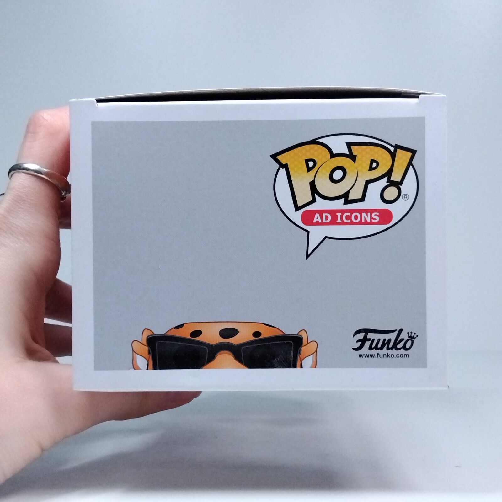 Funko Pop! Ad Icons Cheetos Chester Cheetah Glows Special Edition #77