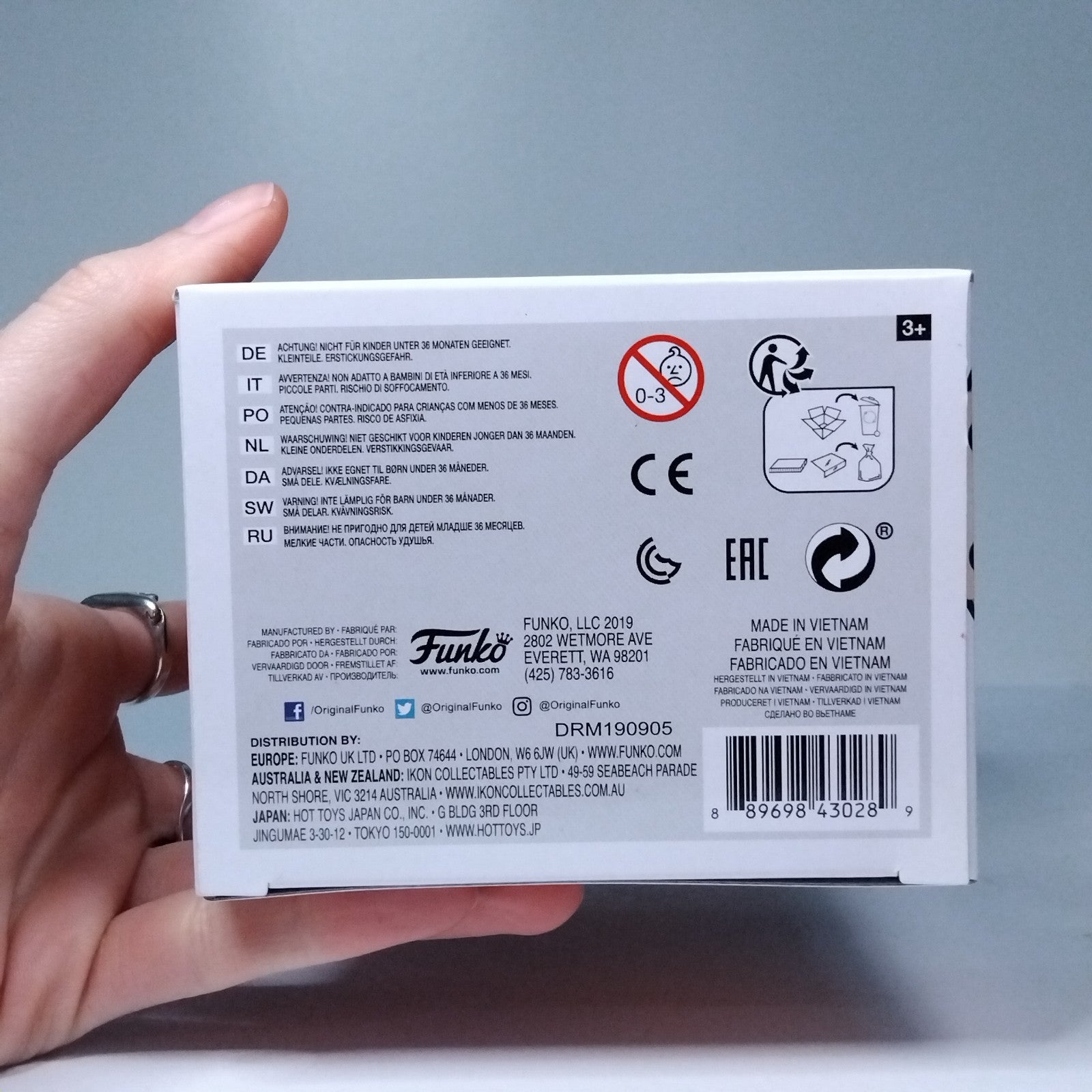 03b6cff2-5439-4d3b-bfab-3aa0fab9d635