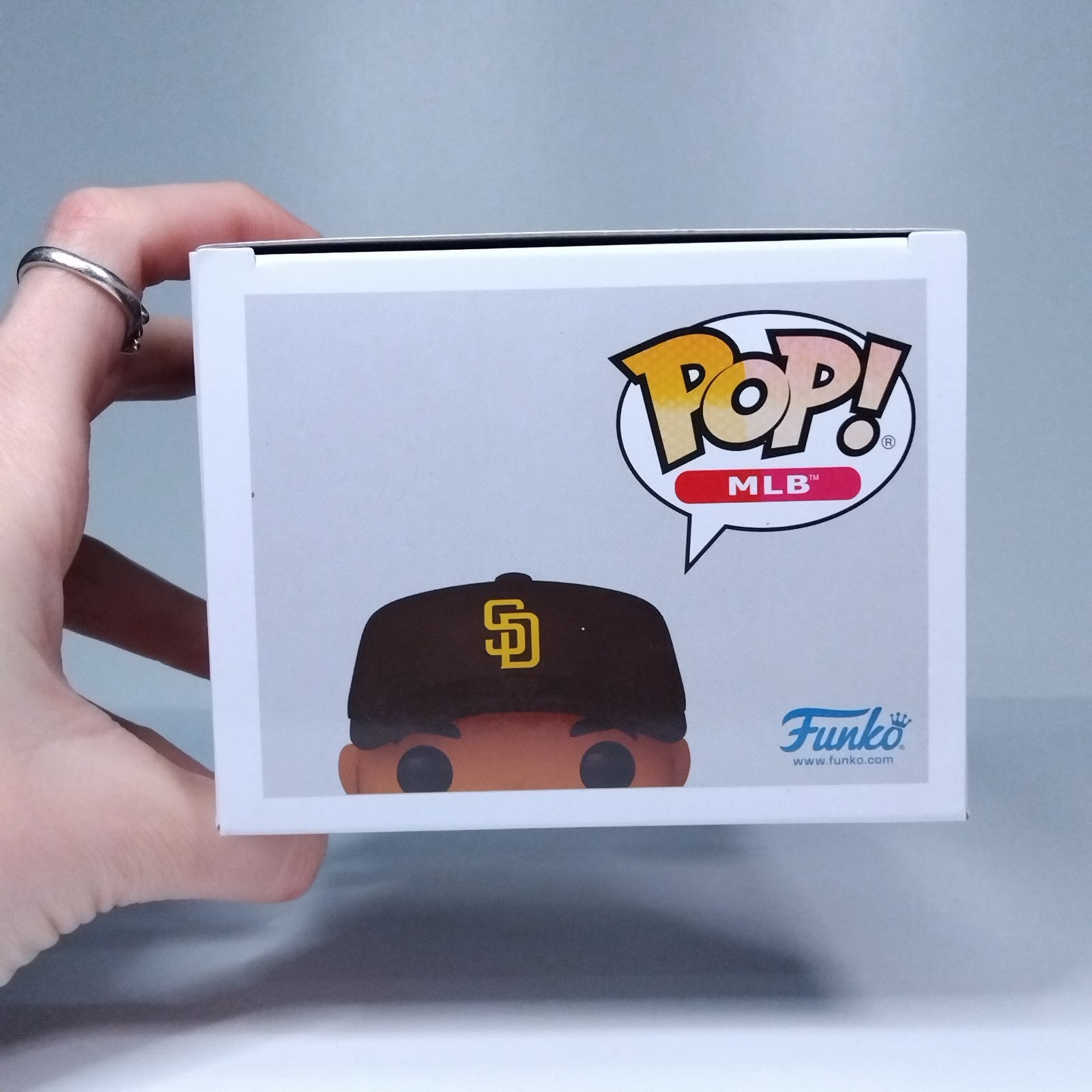 4f4171c2-5b7f-4e80-97b5-b521f5ee2f32