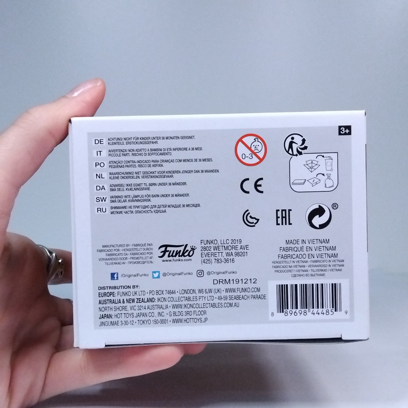 ee9dc051-03cd-4324-ac33-535fb68b85f7