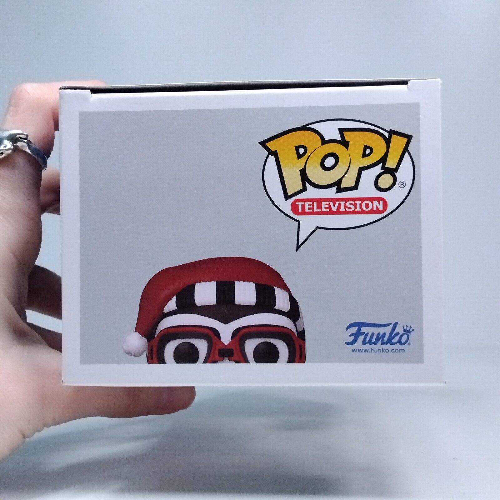 Funko Pop! TV Friends Hugsy the Penguin Limited Edition #1256