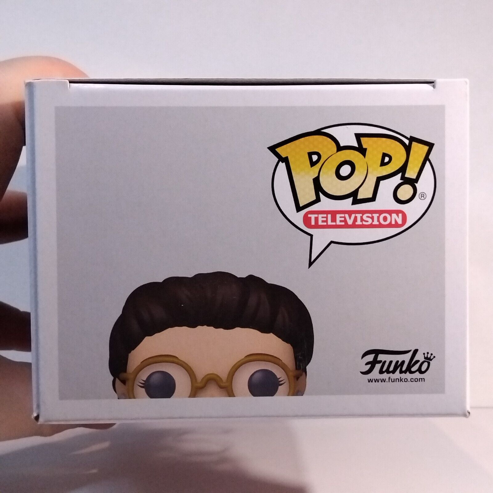 Funko Pop! TV Seinfeld Elaine Julia Louis-Dreyfus COA #1083 WS