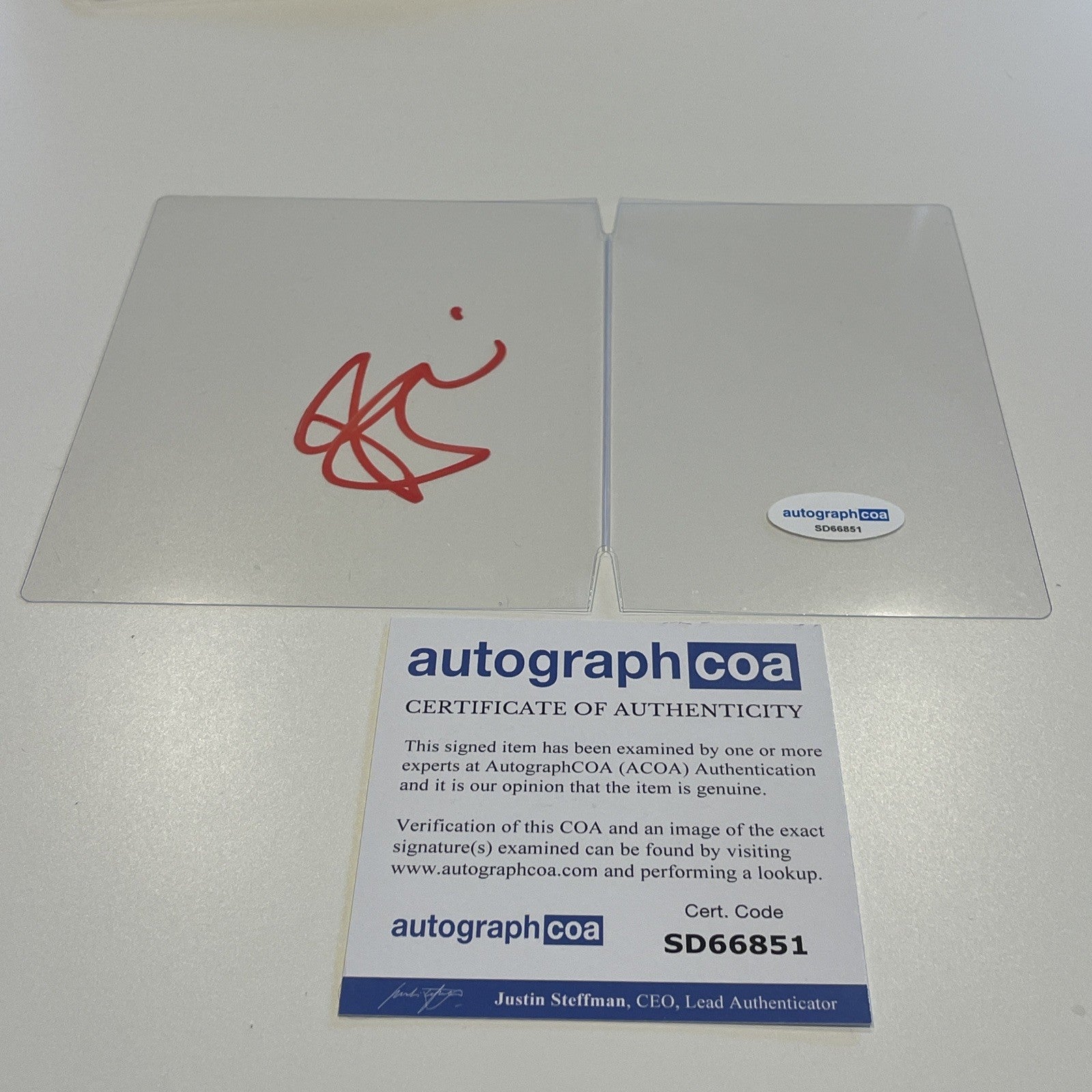 232ef885-0a99-43de-be68-f924946c69d3