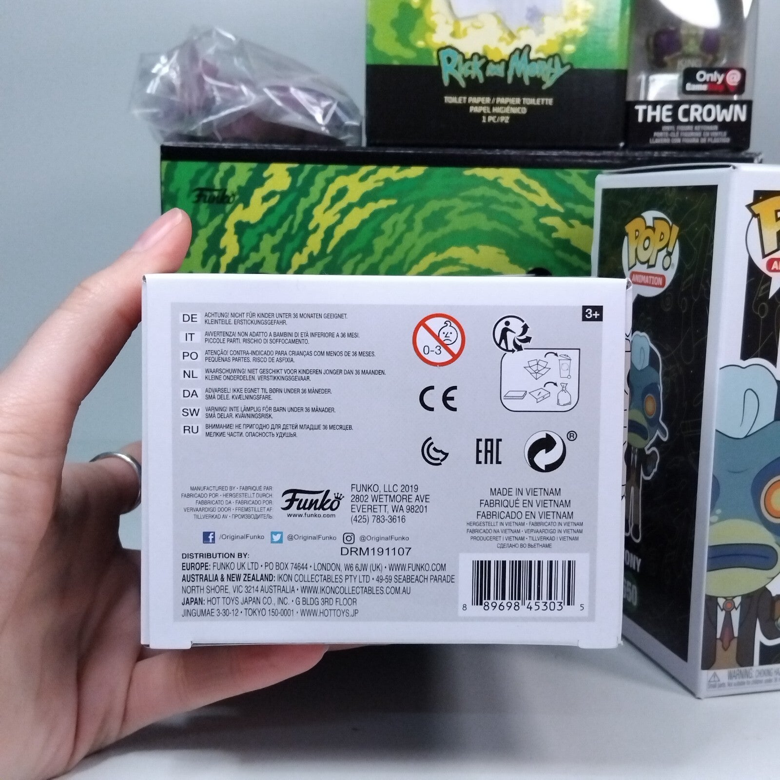 Funko Pop! Animation Rick and Morty - Gamestop Tony #650 & Rick with Crown #649
