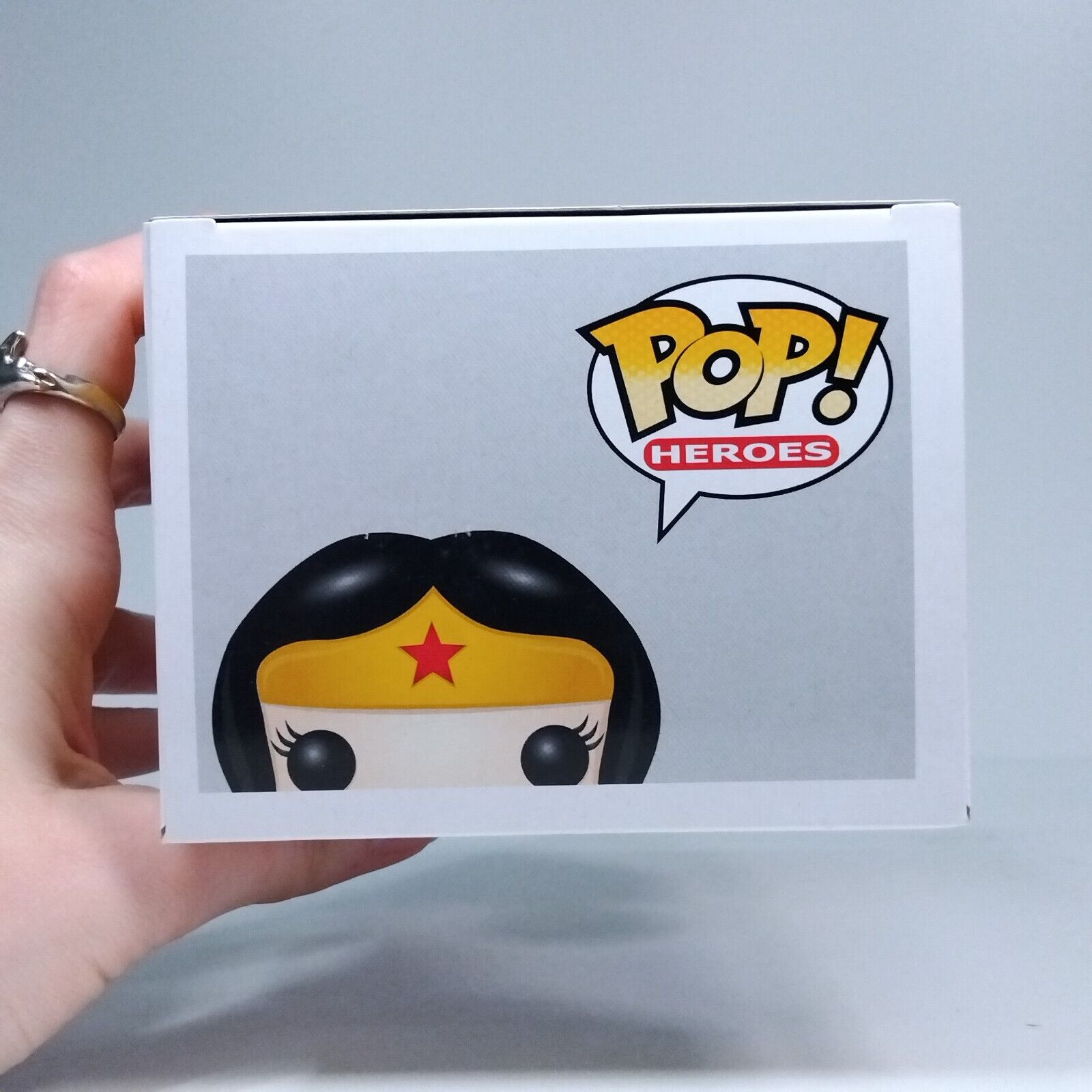 Funko Pop! DC Heroes Universe Wonder Woman Black & White B&W 240 Pcs #08