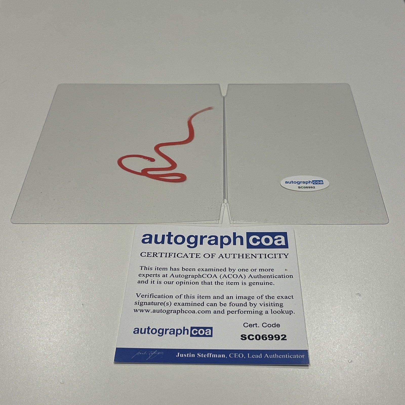 deda88cf-3132-4e45-8a88-72e85712891f