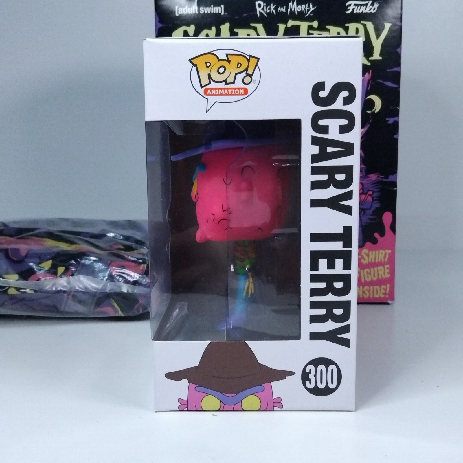 Funko Pop! Animation Rick and Morty - Small T-Shirt Scary Terry Blacklight #300