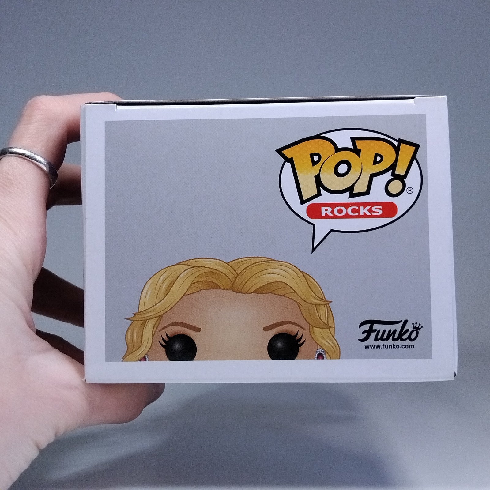 f79b7027-4c12-44bf-ad59-b5239a27e1f8