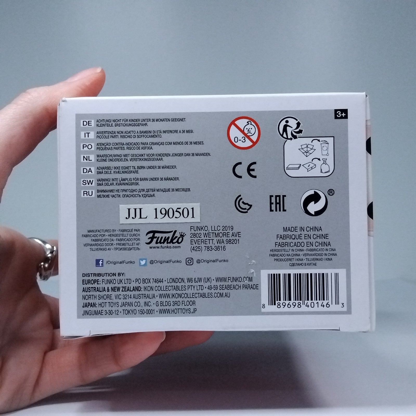 8a17bbad-e8ba-4dbb-9d8d-c781260947a8